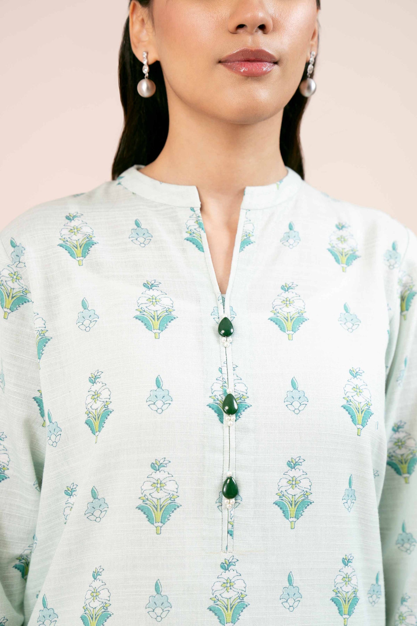 Nishaat Khaddar Three Piece Suit NS-KHD-FR01