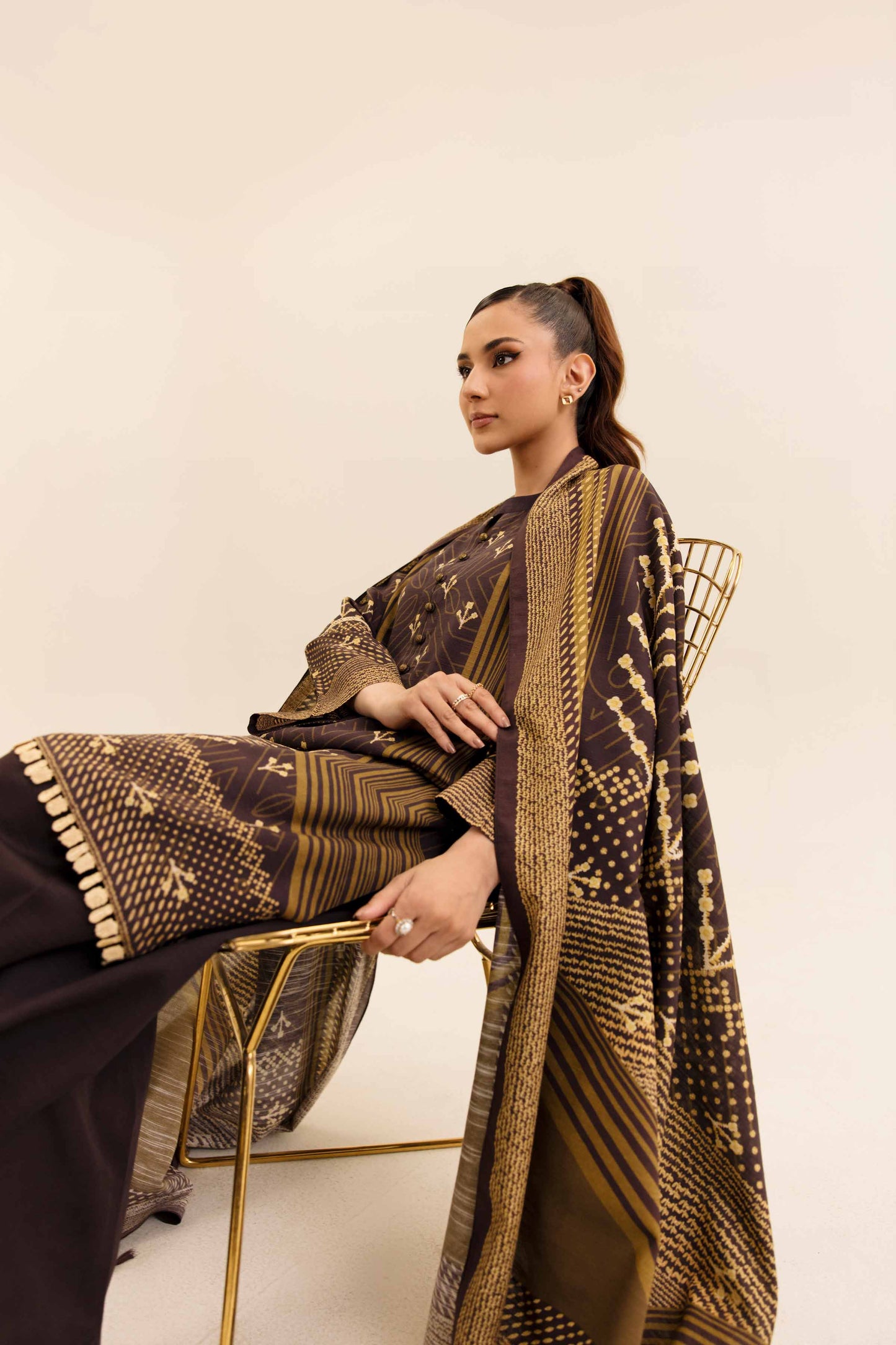Nishaat Khaddar Three Piece Suit NS-KHD-BR04