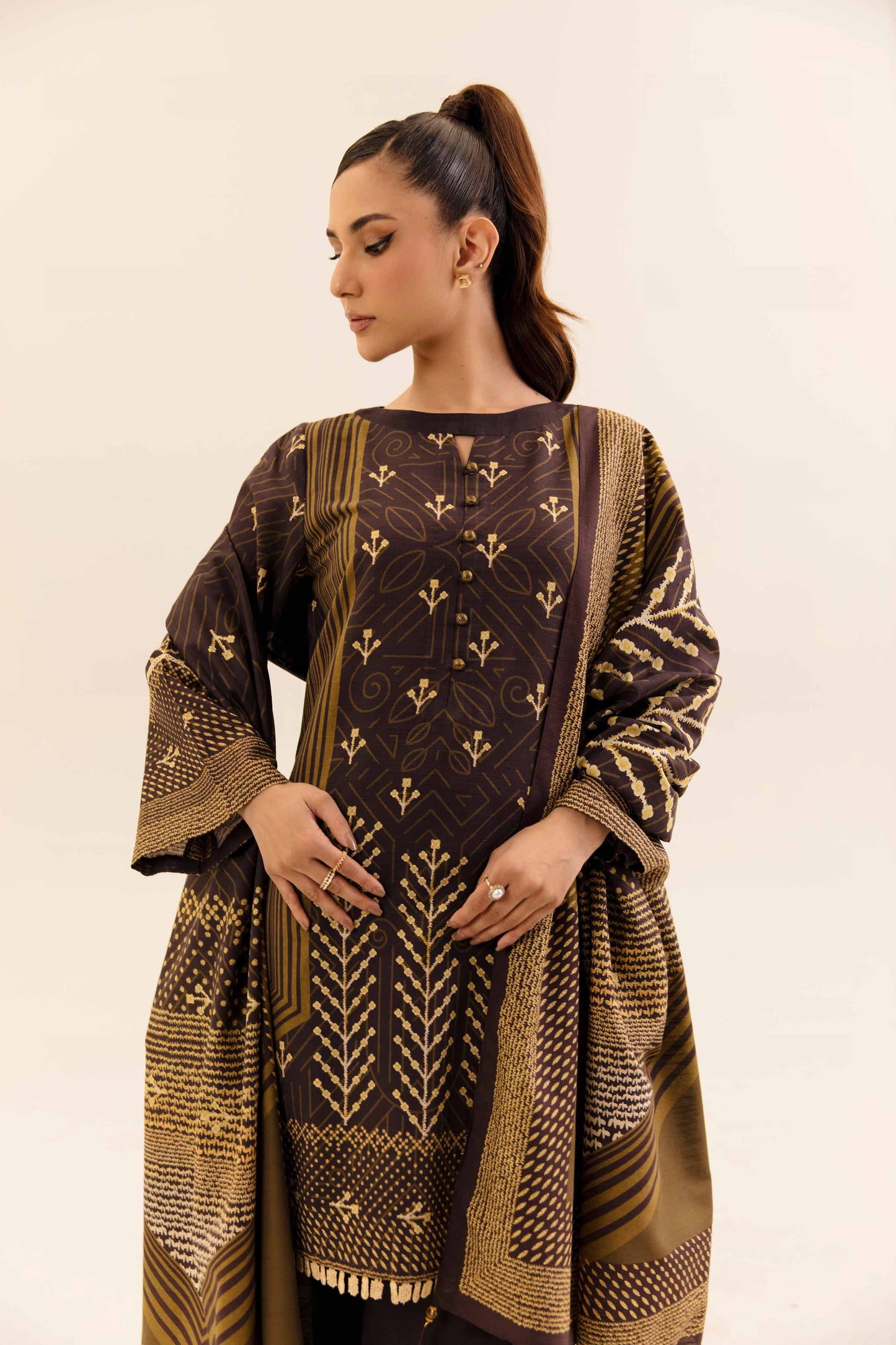 Nishaat Khaddar Three Piece Suit NS-KHD-BR04