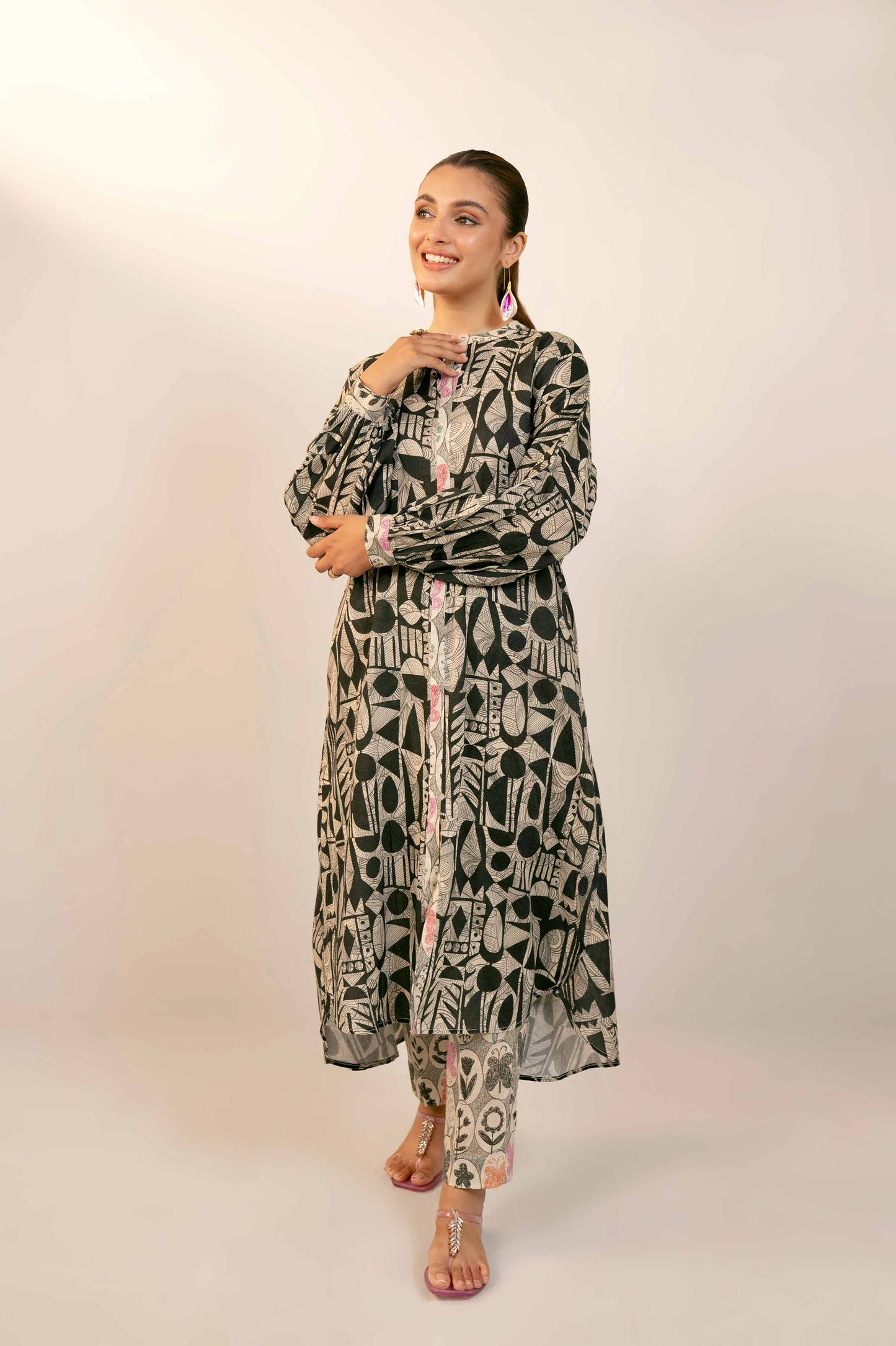 Nishaat Khaddar Three Piece Suit With Matchin Dupatta NS-KHD-BLK08