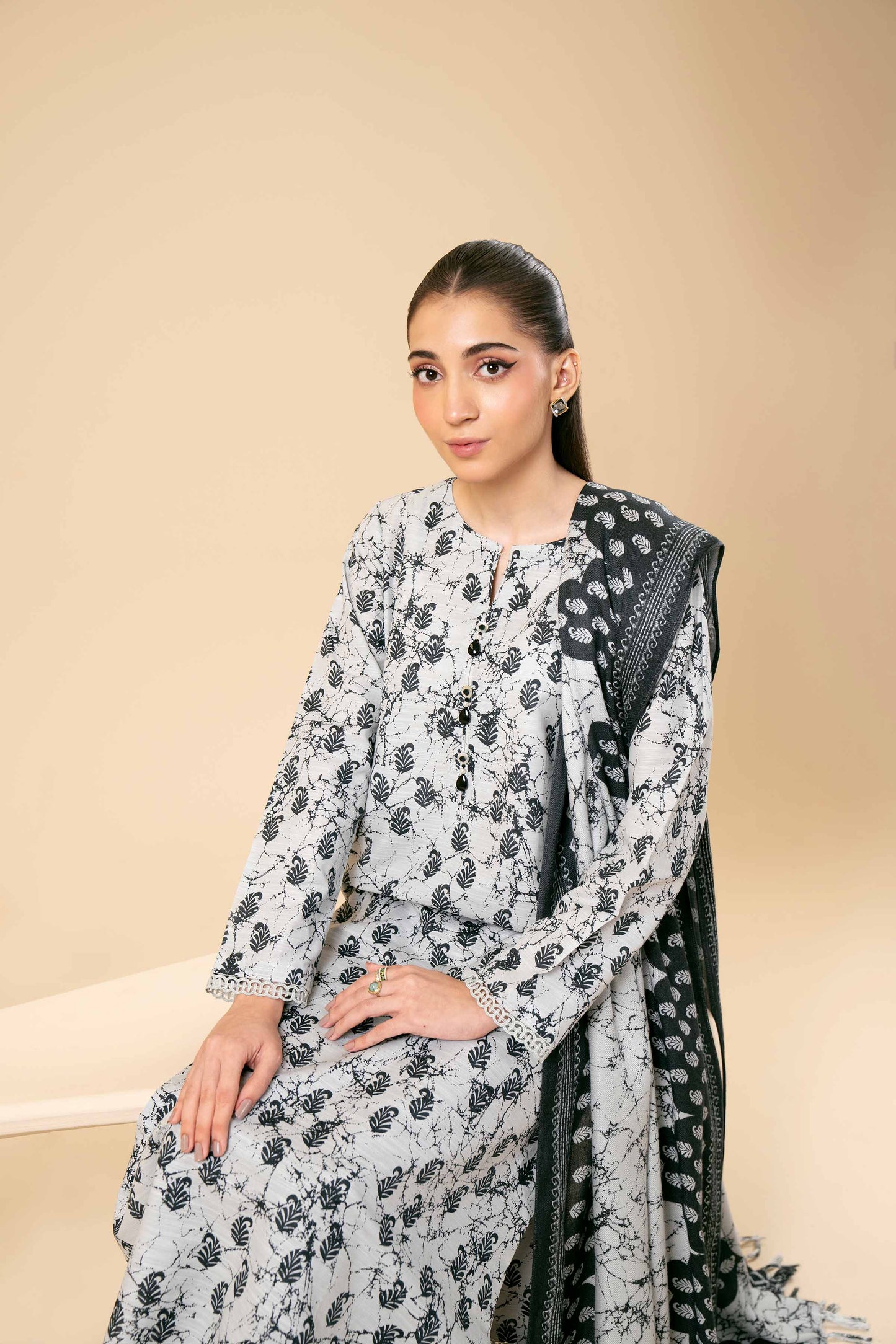Nishaat Khaddar Three Piece Suit NS-KHD-WHT05