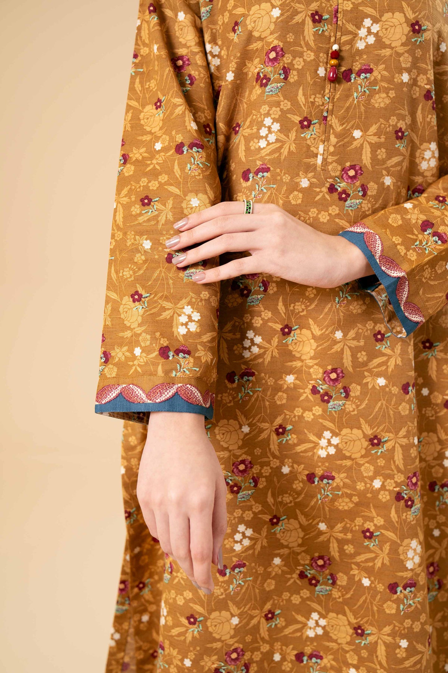 Nishaat Khaddar Three Piece Suit NS-KHD-MST01
