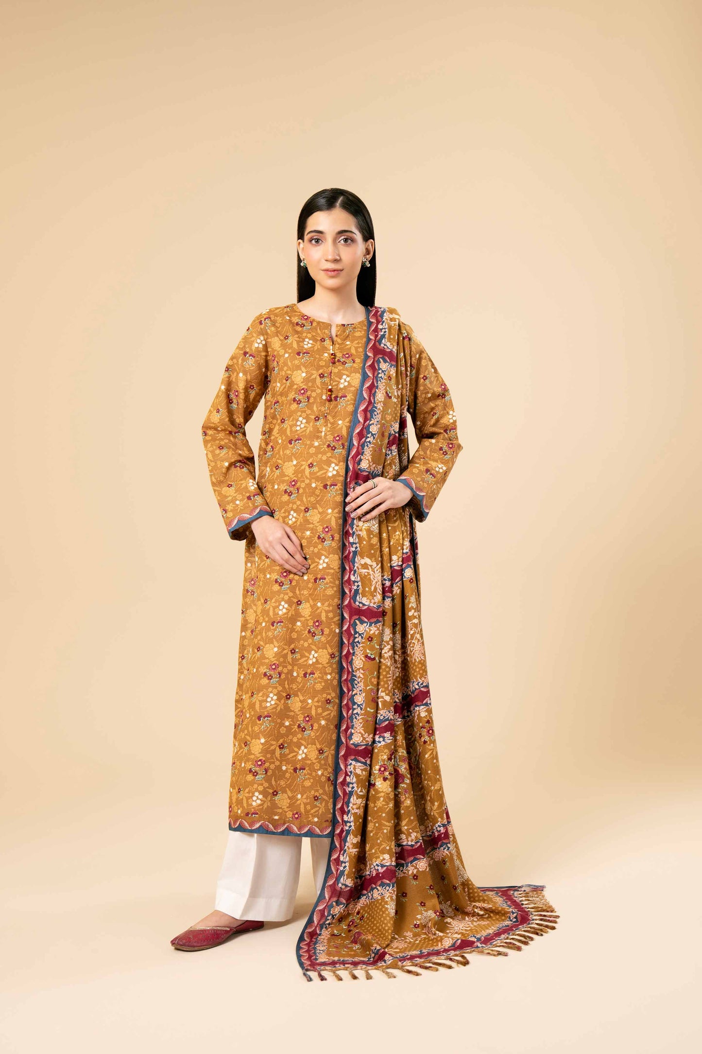 Nishaat Khaddar Three Piece Suit NS-KHD-MST01
