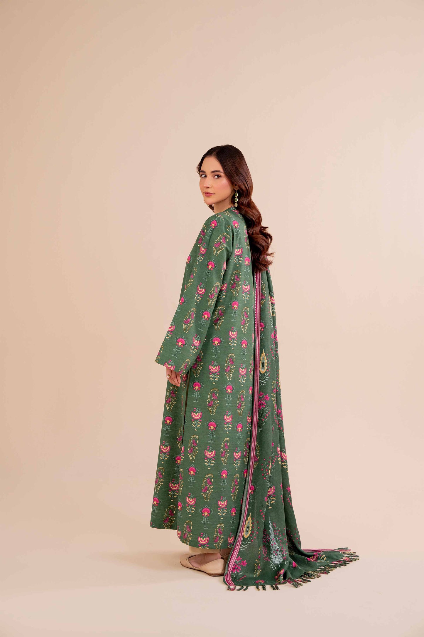 Nishaat Khaddar Three Piece Suit NS-KHD-GR04