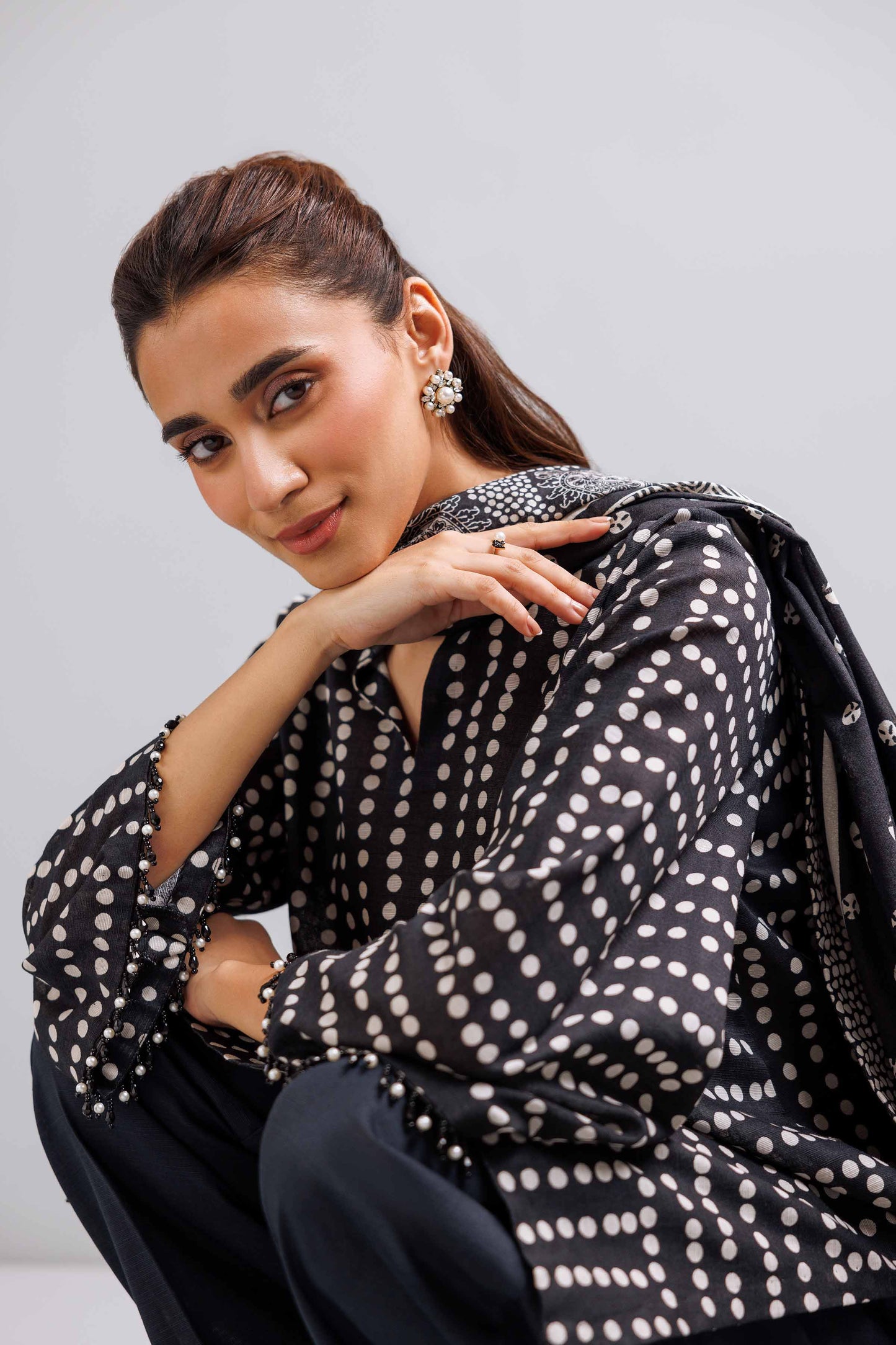 Nishaat Khaddar Three Piece Suit NS-KHD-BLK09