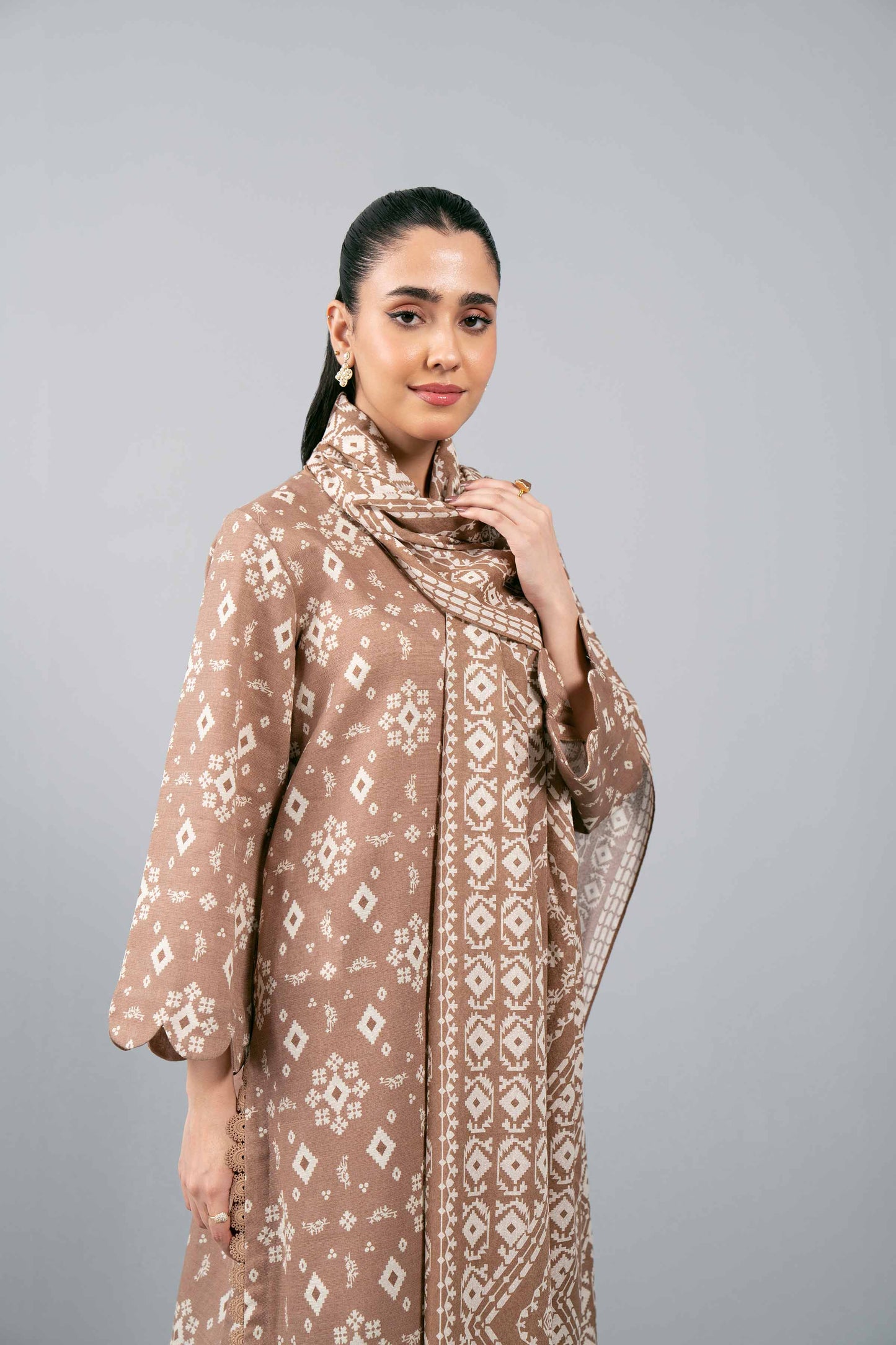 Nishaat Khaddar Three Piece Suit NS-KHD-BR02