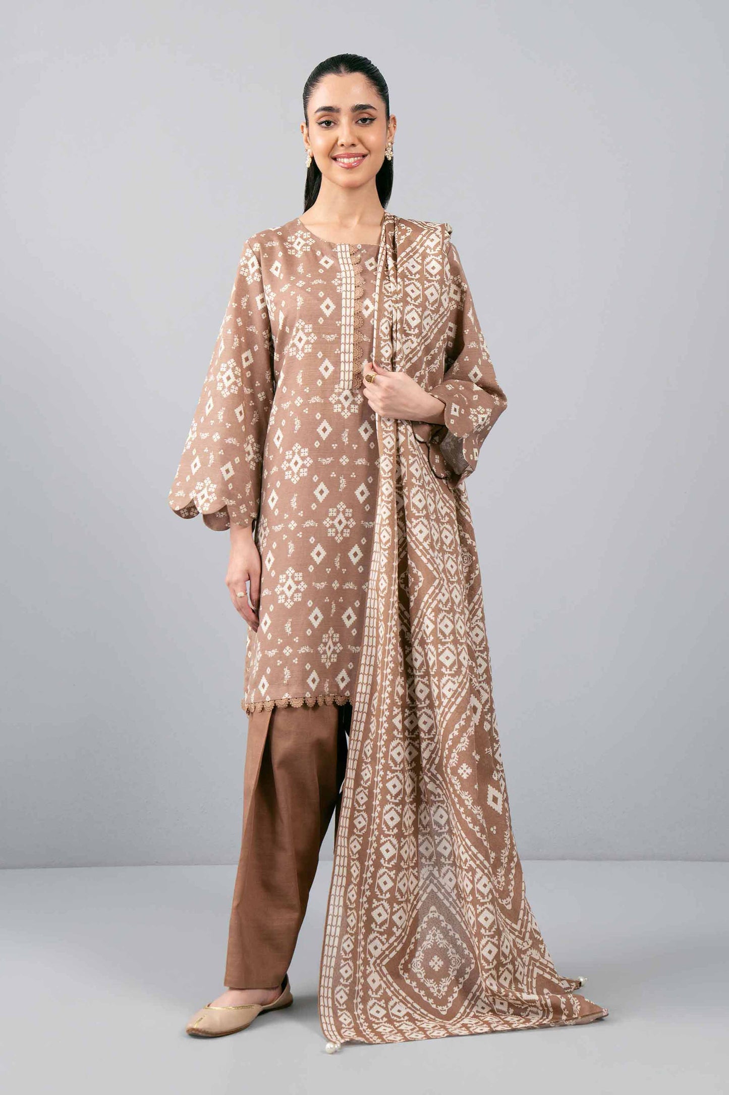 Nishaat Khaddar Three Piece Suit NS-KHD-BR02