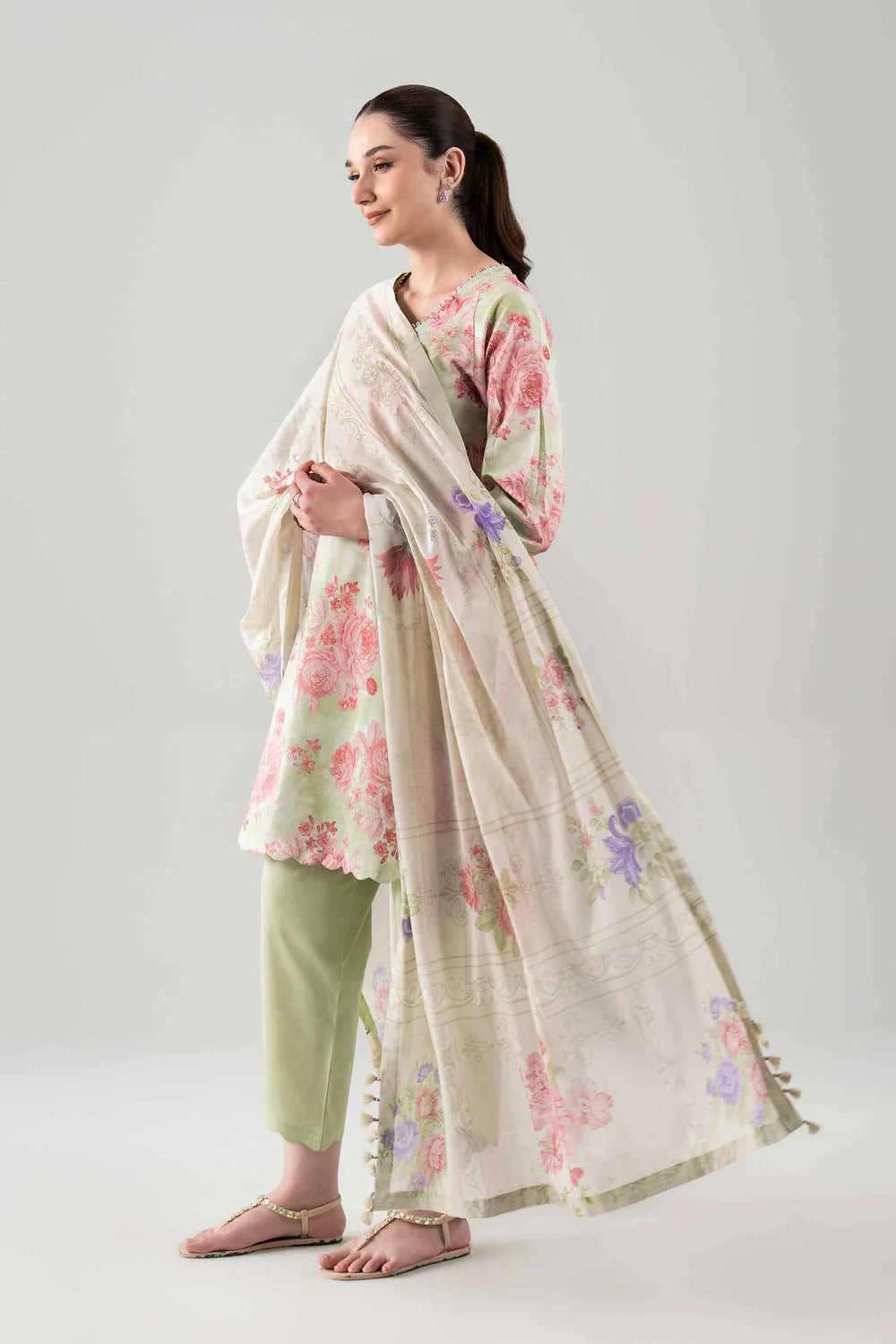 Nishat Printed Lawn Three Piece Suit NS-LWN-GR01
