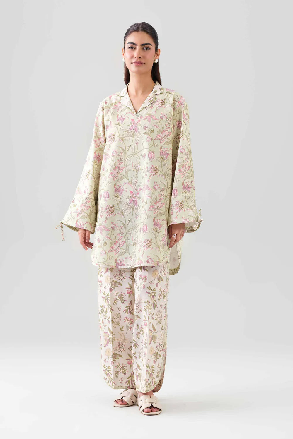 Nishat Printed Lawn Three Piece Suit NS-LWN-WHT03