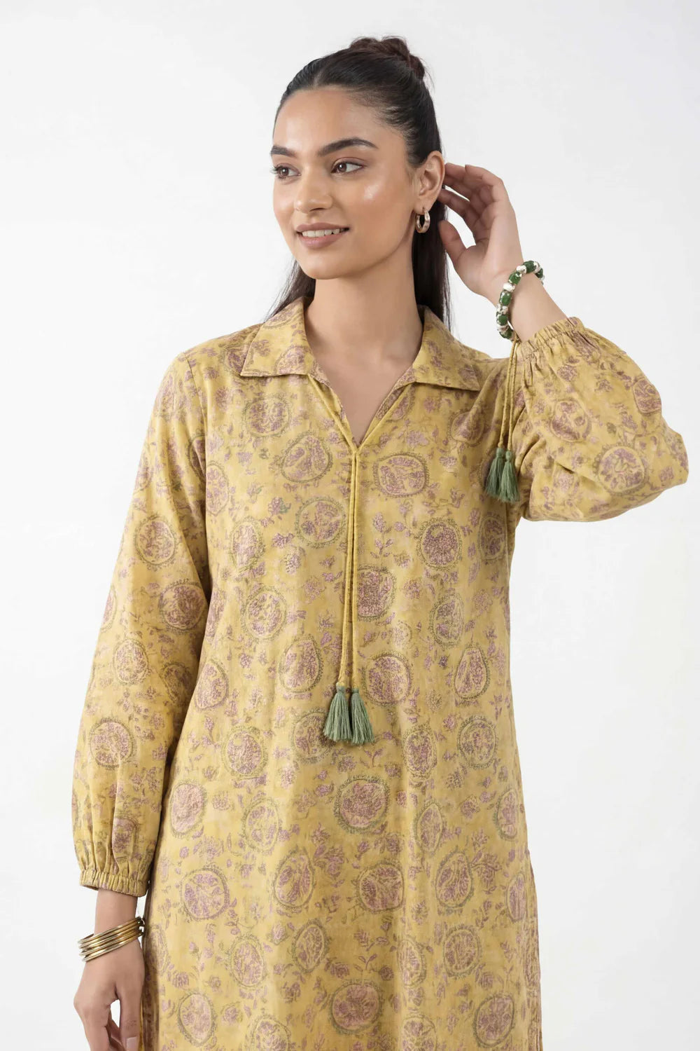 Nishat Printed Lawn Three Piece Suit NS-LWN-YL02