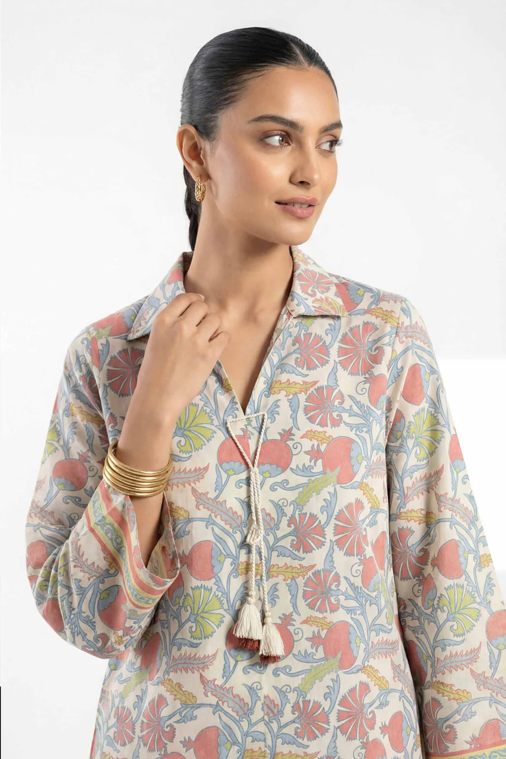 Nishat Lawn Suit Three Piece NS-LWN-BG02