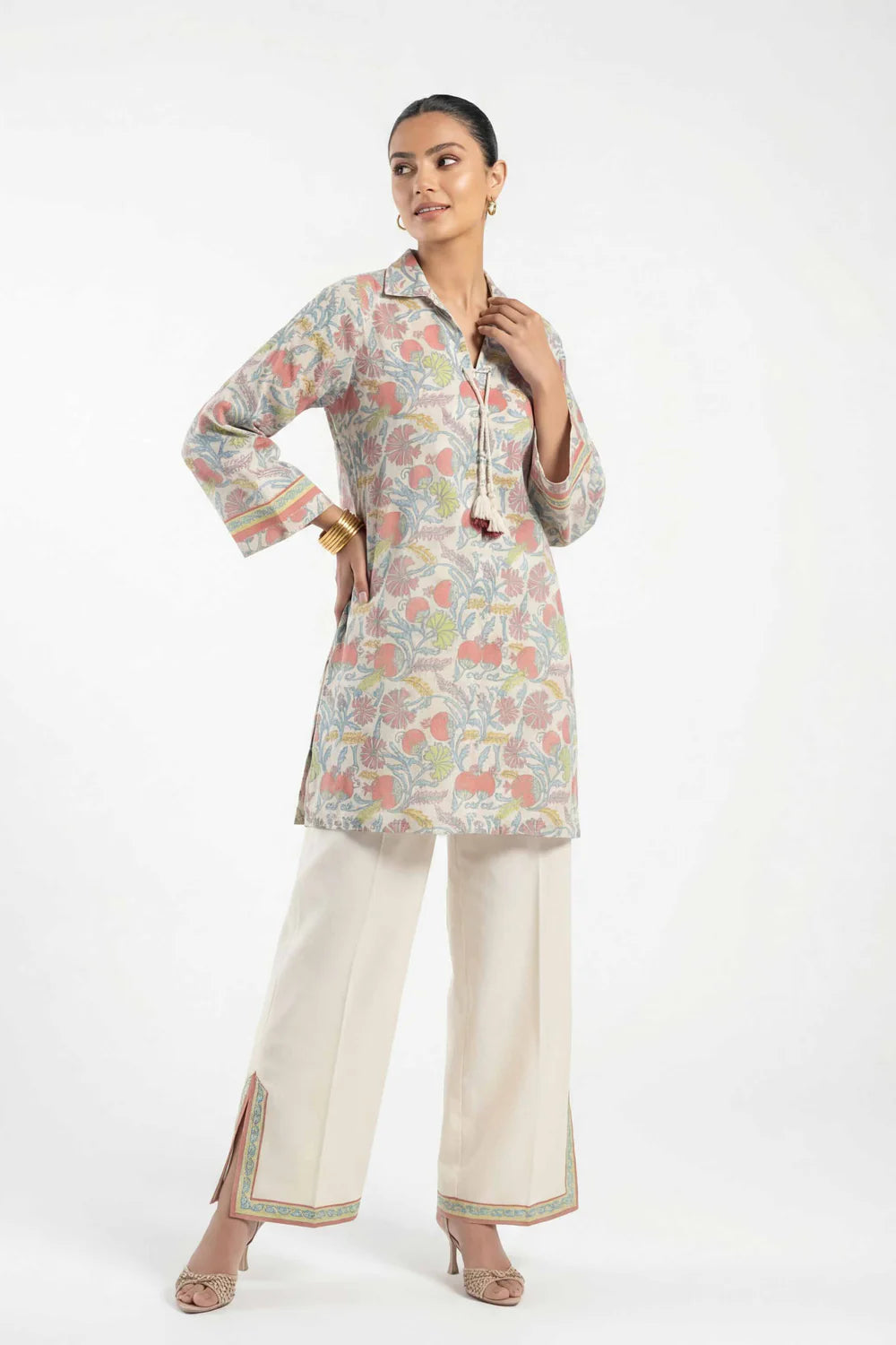 Nishat Lawn Suit Three Piece NS-LWN-BG02