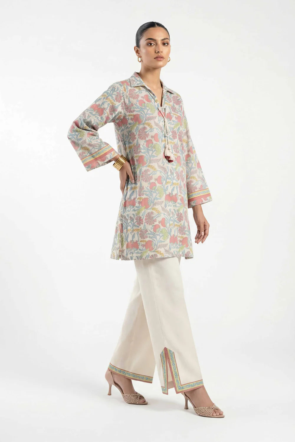 Nishat Lawn Suit Three Piece NS-LWN-BG02