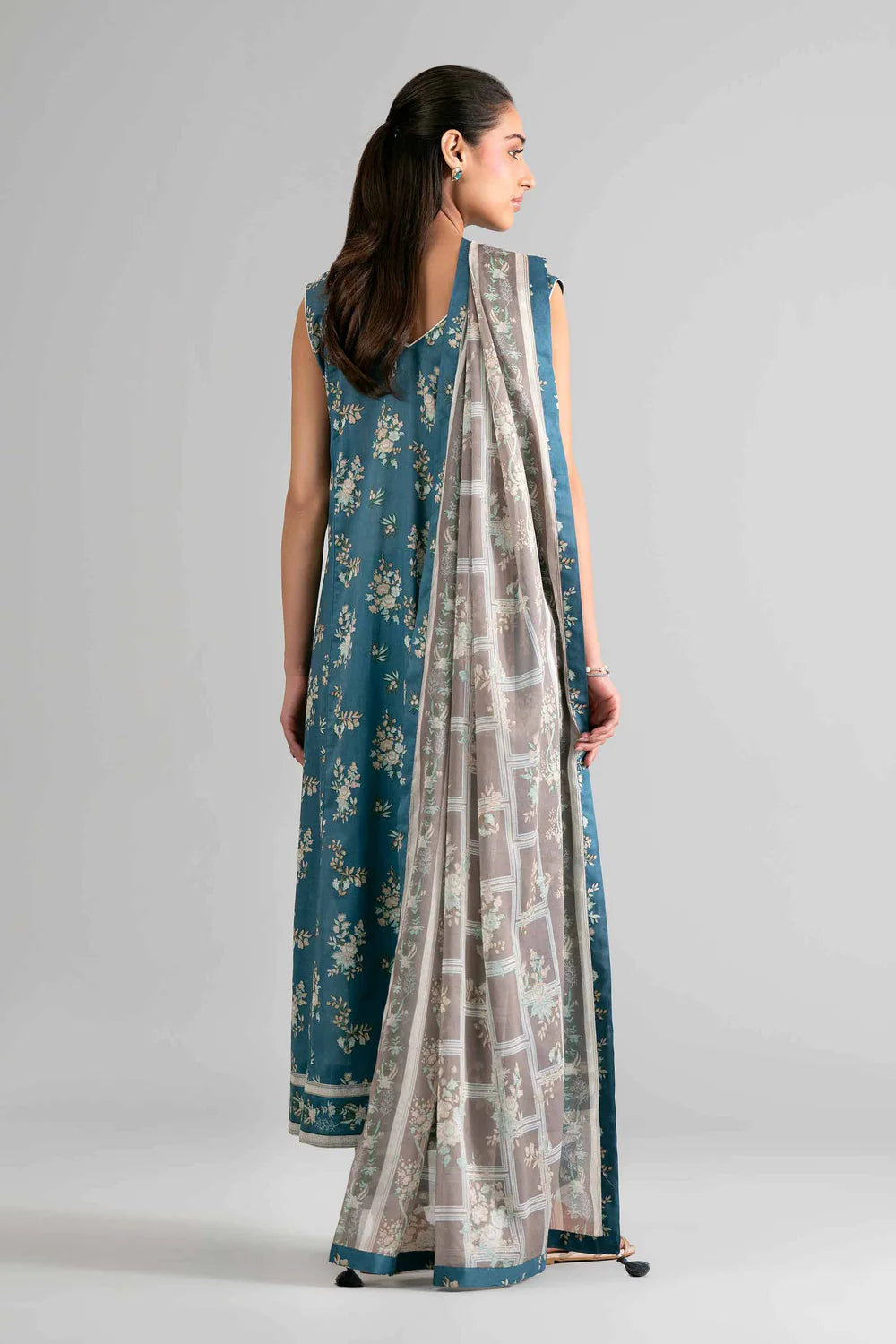 Nishat Printed Lawn Three Piece Suit NS-LWN-GR02