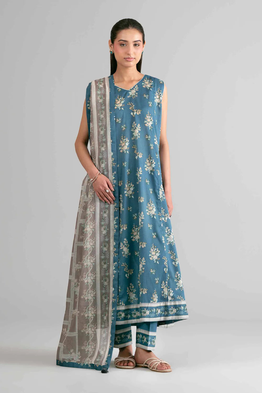 Nishat Printed Lawn Three Piece Suit NS-LWN-GR02