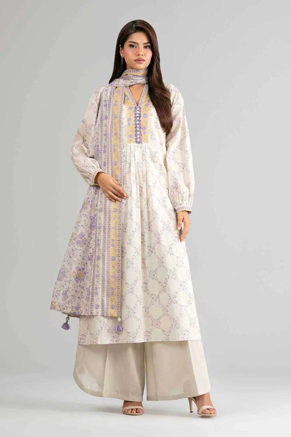 Nishat Printed Lawn Three Piece Suit NS-LWN-WHT04