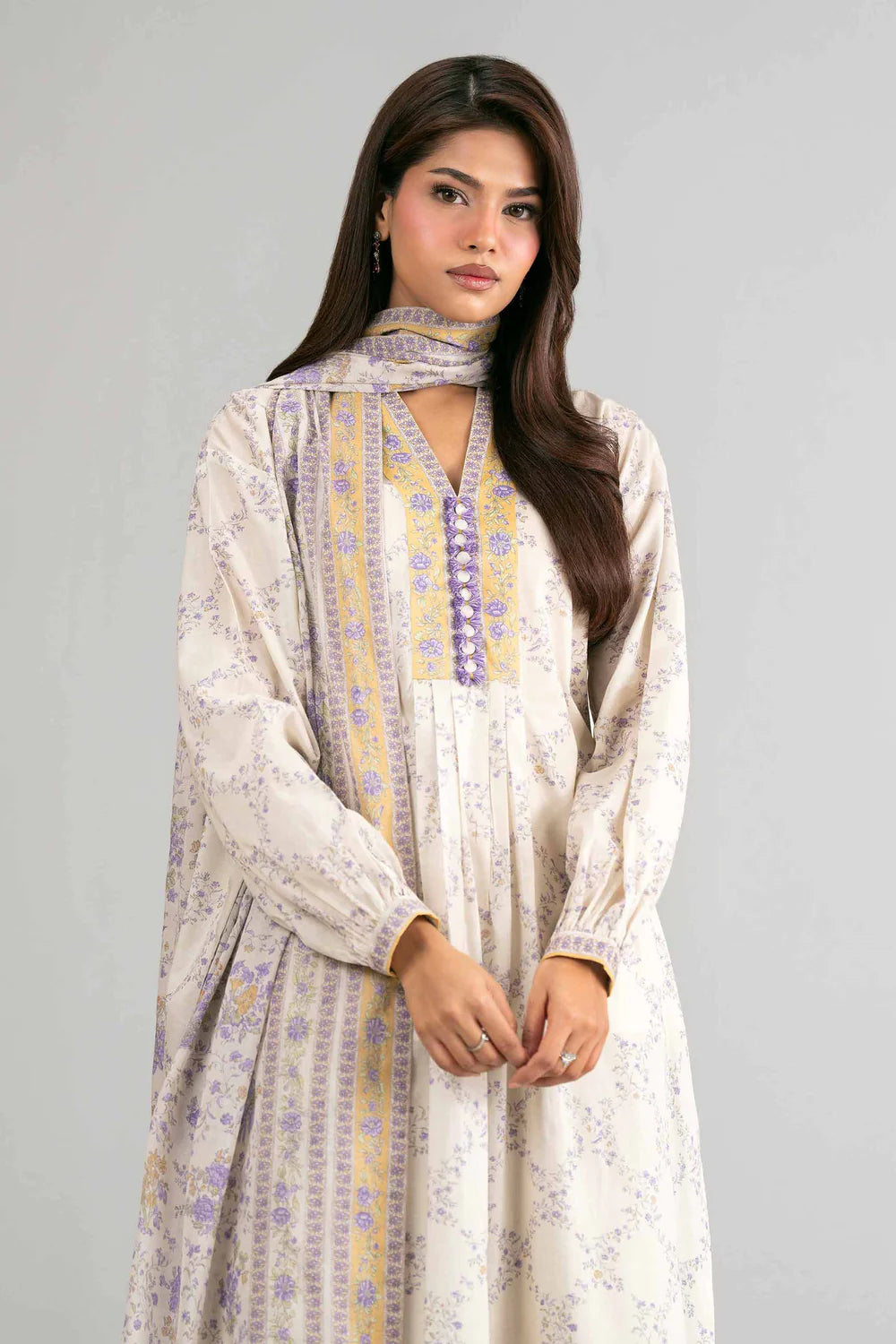 Nishat Printed Lawn Three Piece Suit NS-LWN-WHT04