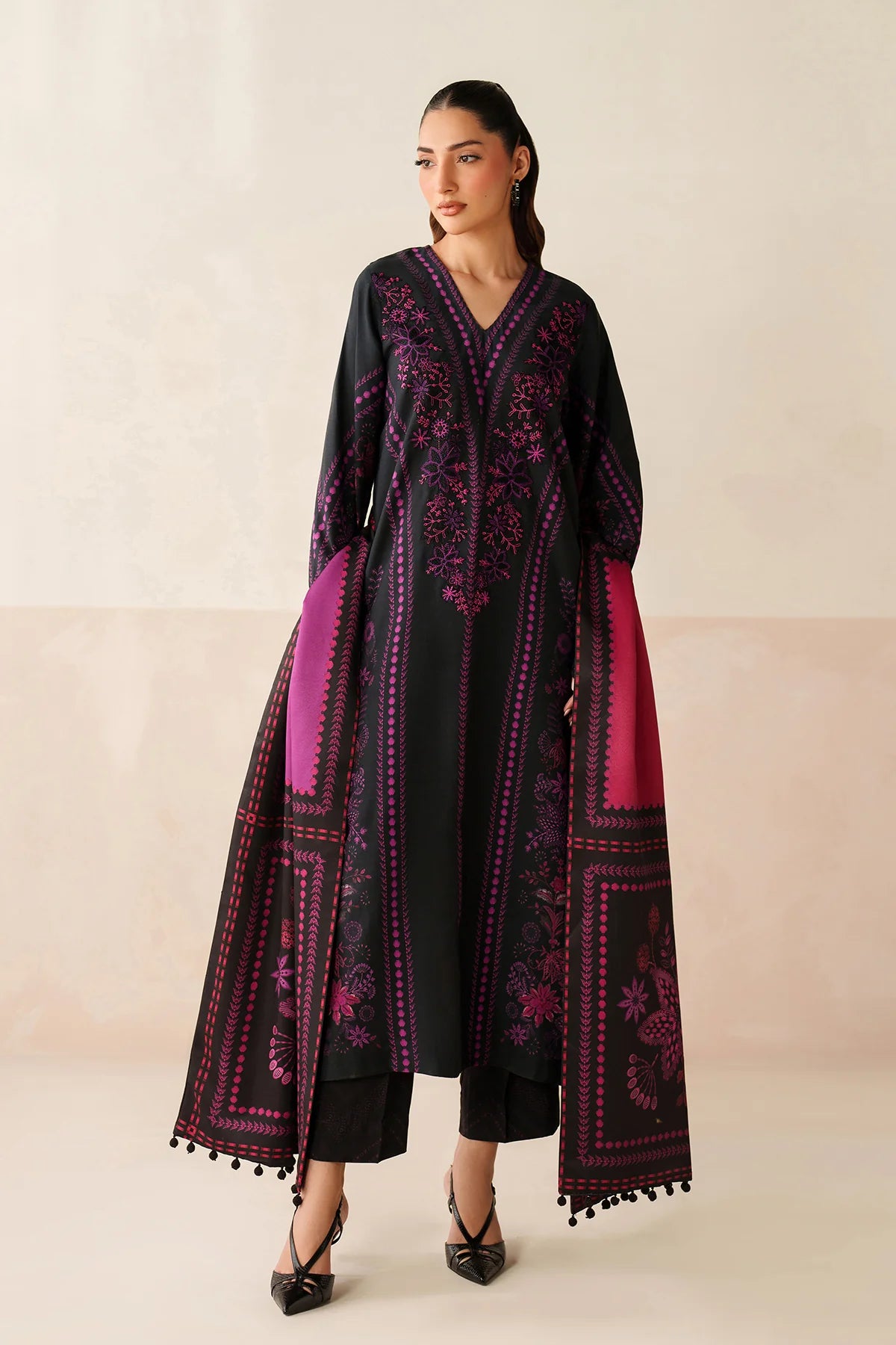 Baroque Embroidered Viscose Linen Three Piece Suit BR-VC-PNK03