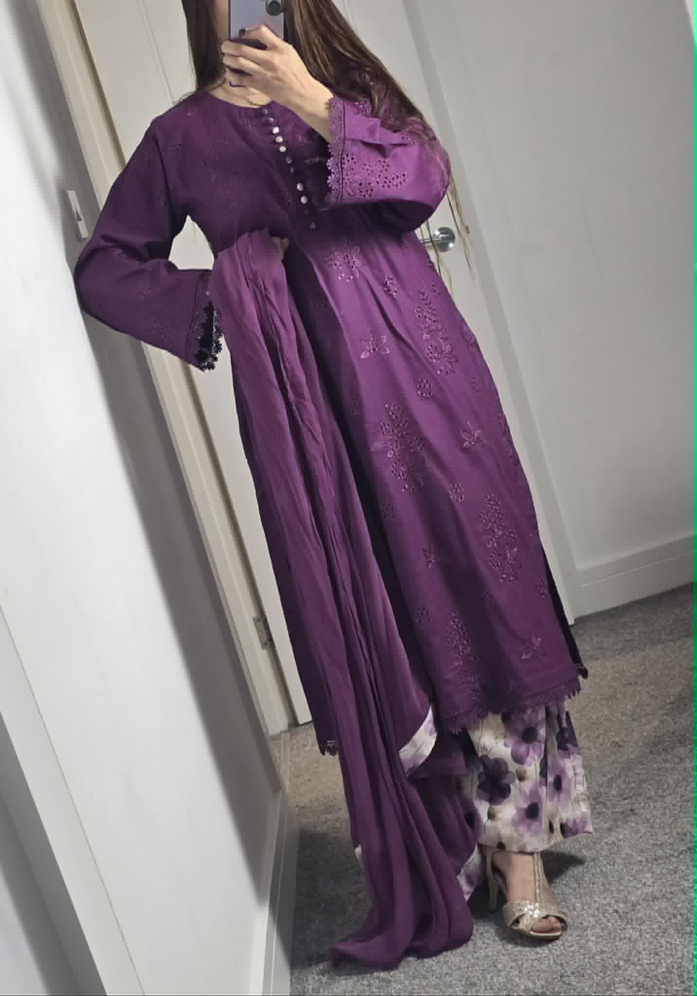 Uznau Embroidered Lawn Three Piece Suit UZ-LWN-PRP012