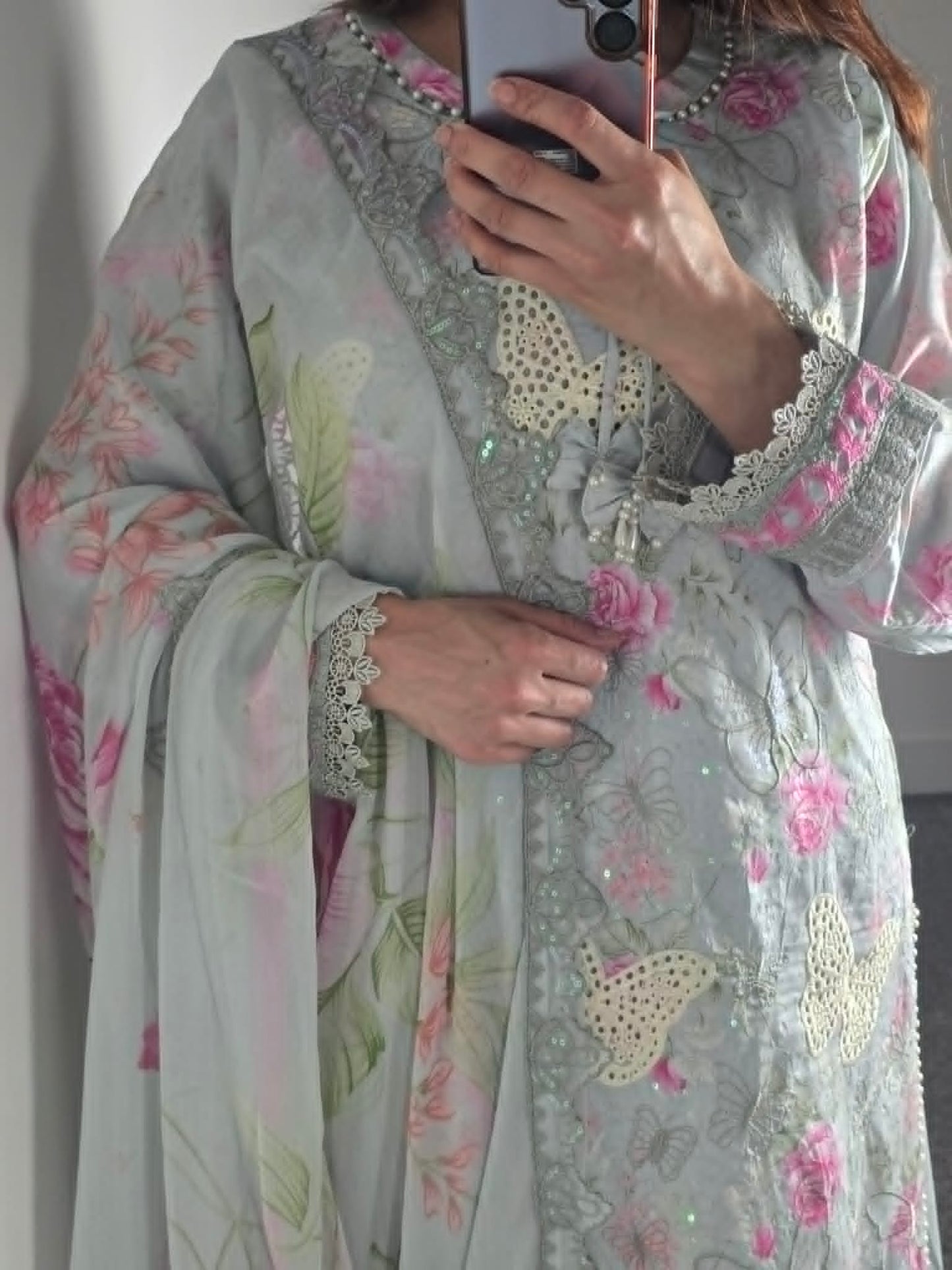 Uznau Embroidered Lawn Three Piece Suit UZ-LWN-GRY01