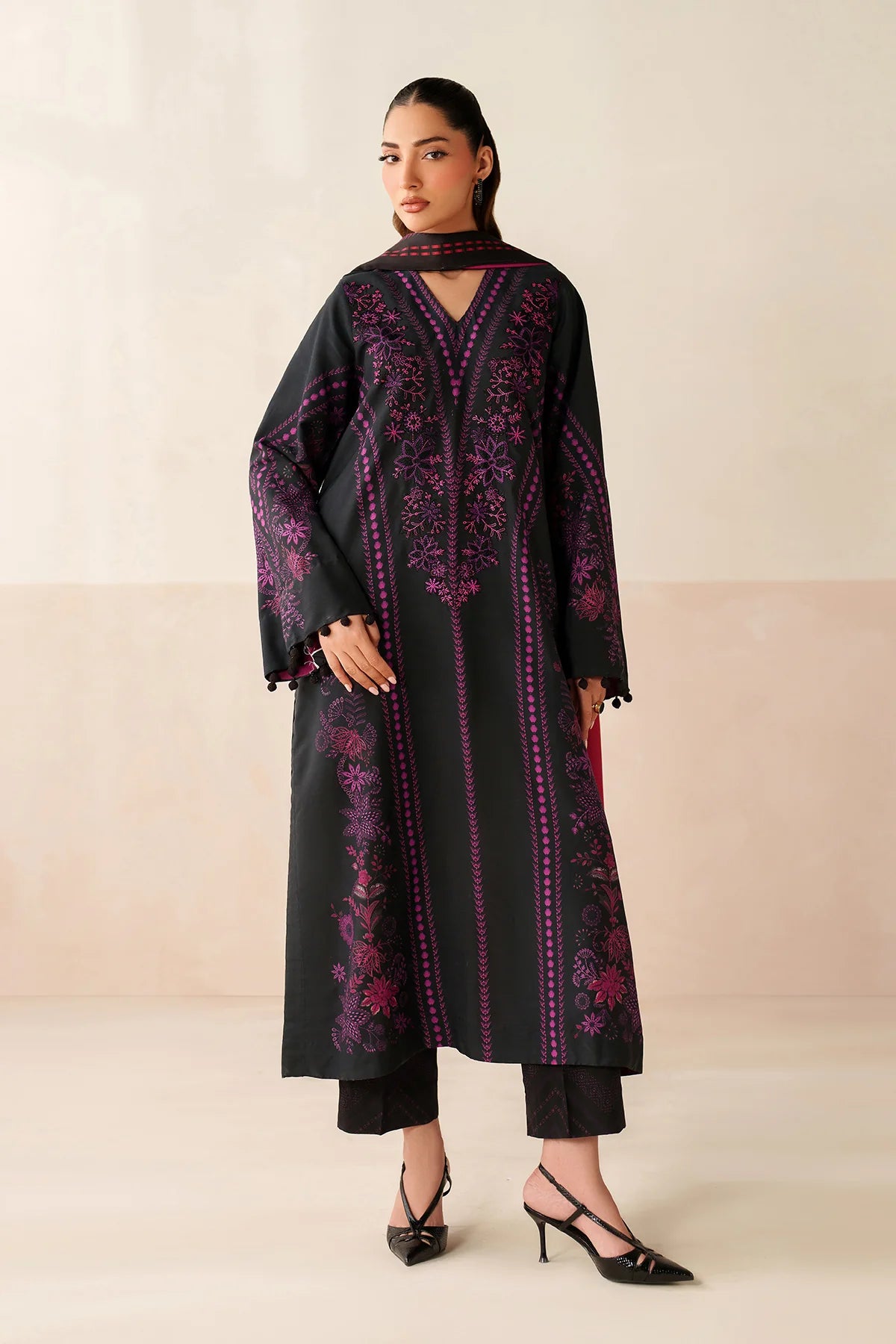 Baroque Embroidered Viscose Linen Three Piece Suit BR-VC-PNK03