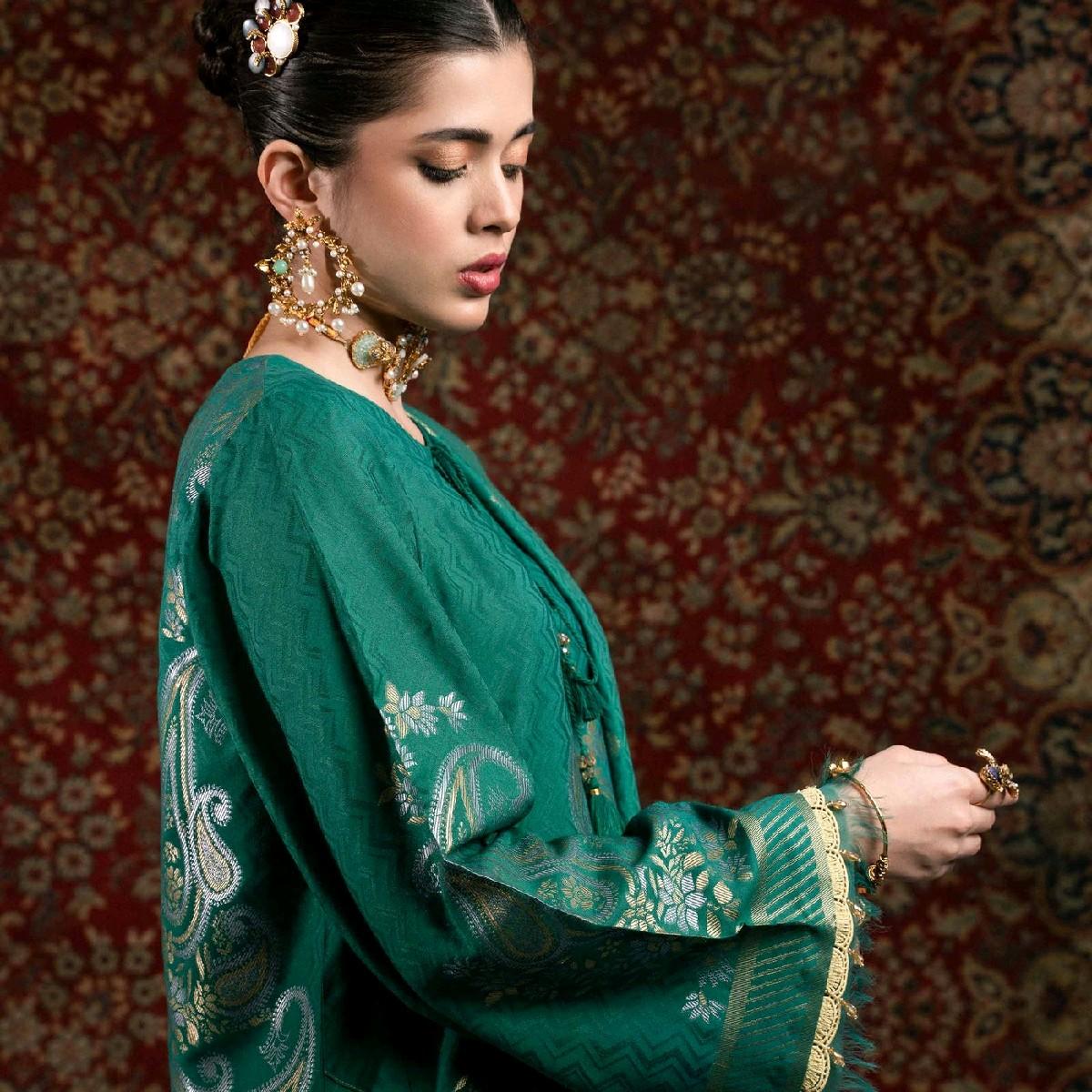 Nishaat linen tailored stiched jacquard Pakistani trouser dupatta kameez traditional  Clothing