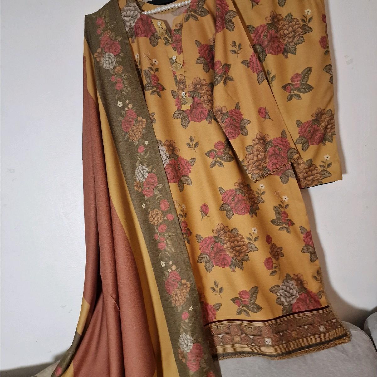 Uznau dhanak wool winter trouser dupatta kameez Floral