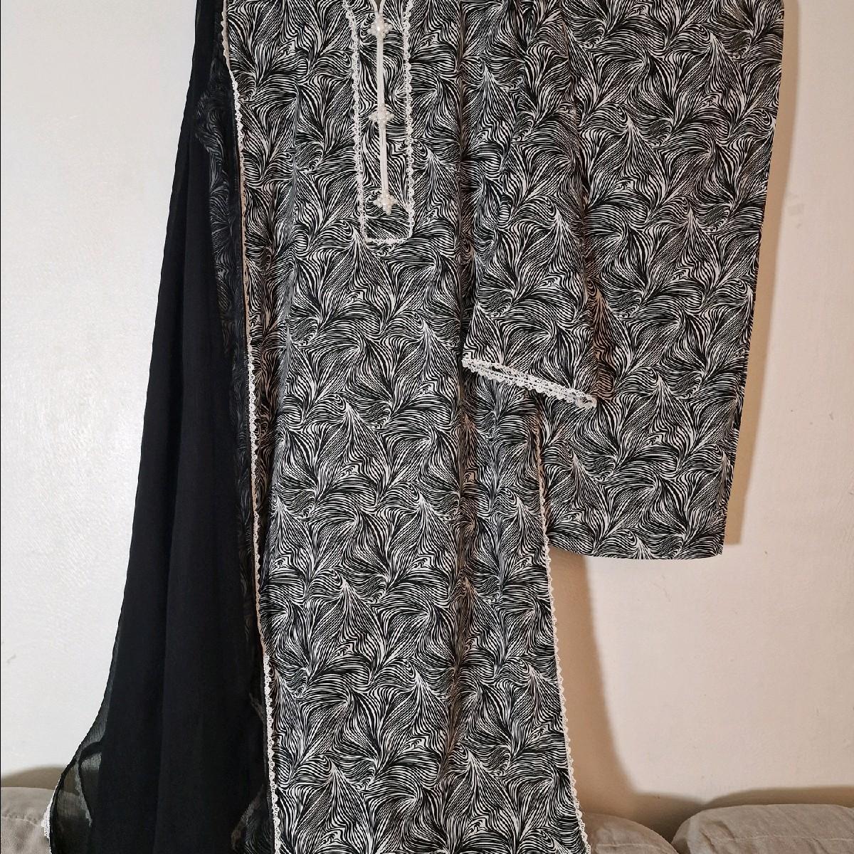 Uznau linen Pakistani trouser kameez dupatta Clothing Traditional