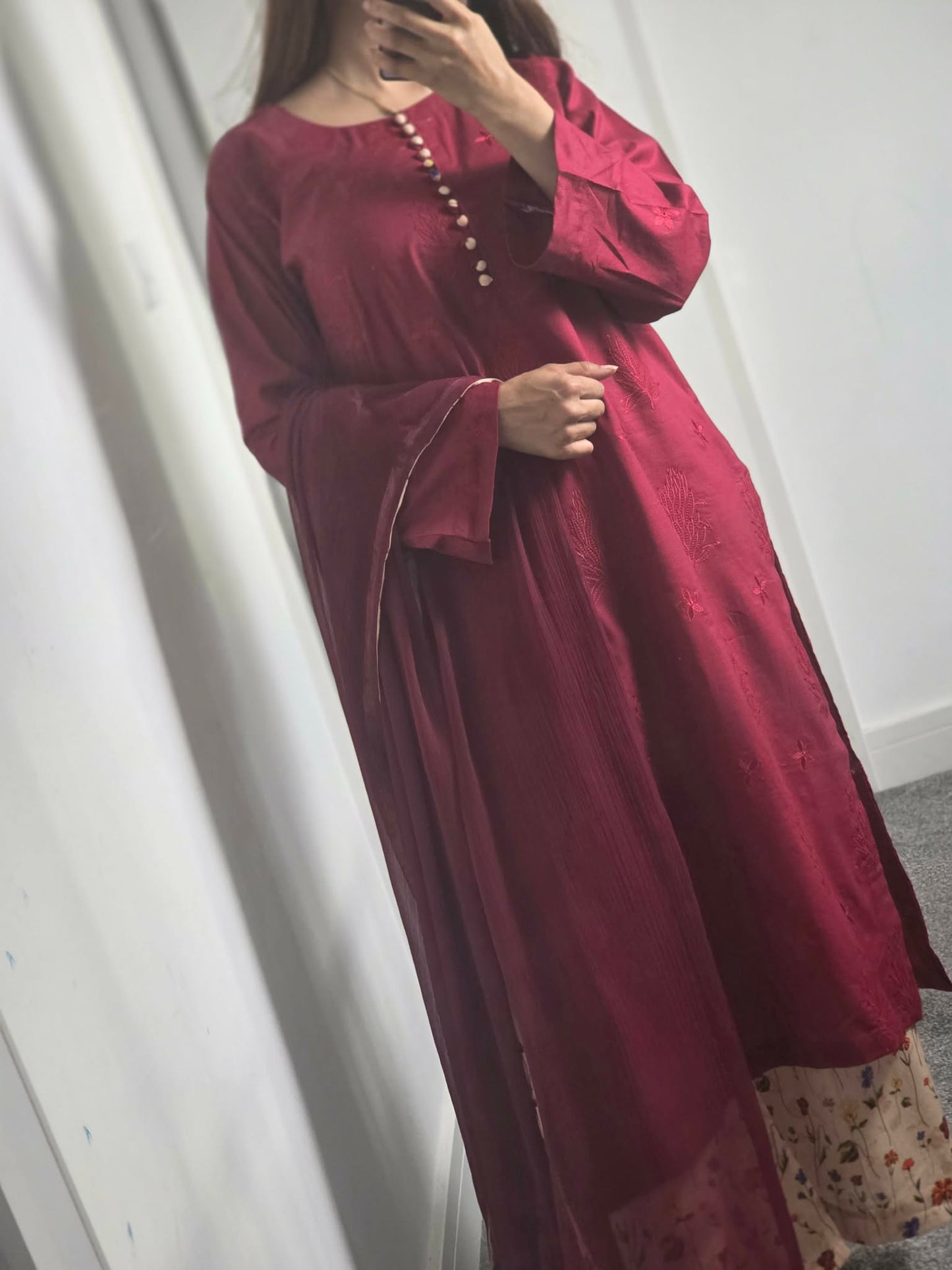 Uznau Embroidered Lawn Three Piece Suit UZ-LWN-RD09