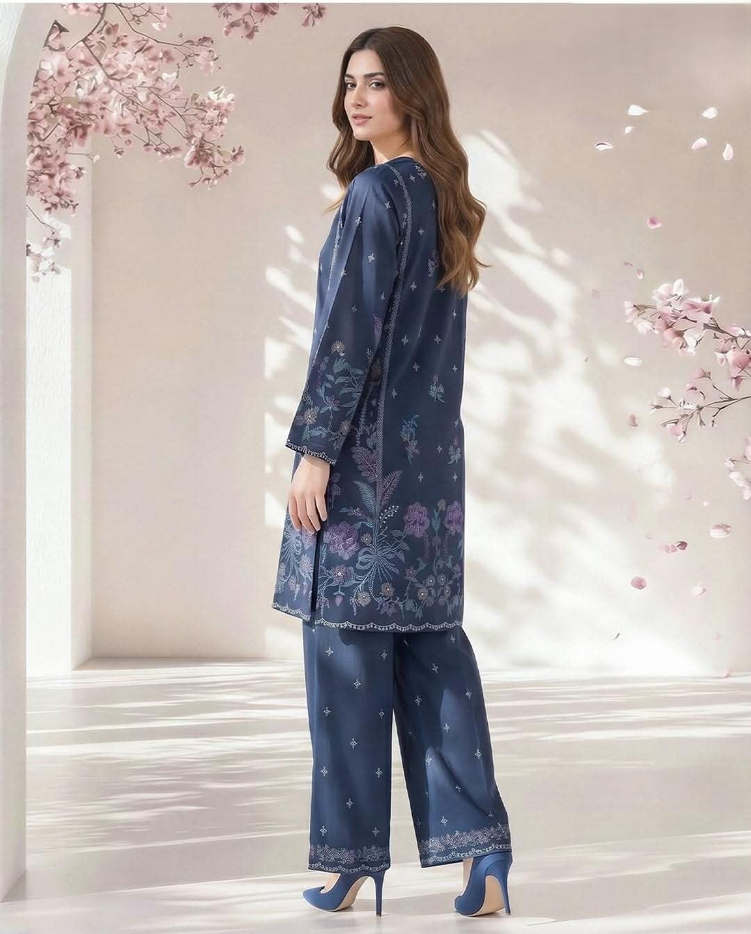 Uznau Linen Three Piece Suit UZ-LNN-BLU022