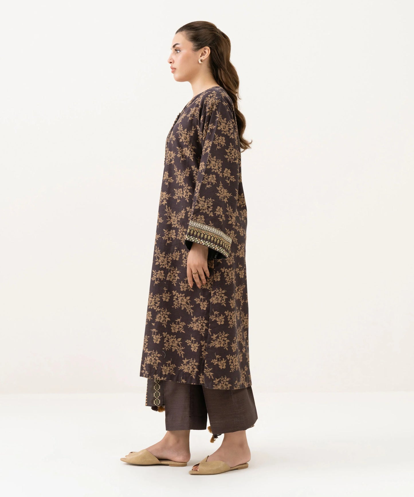 Sapphire Khaddar Three Piece Suit SP-KHD-BR06