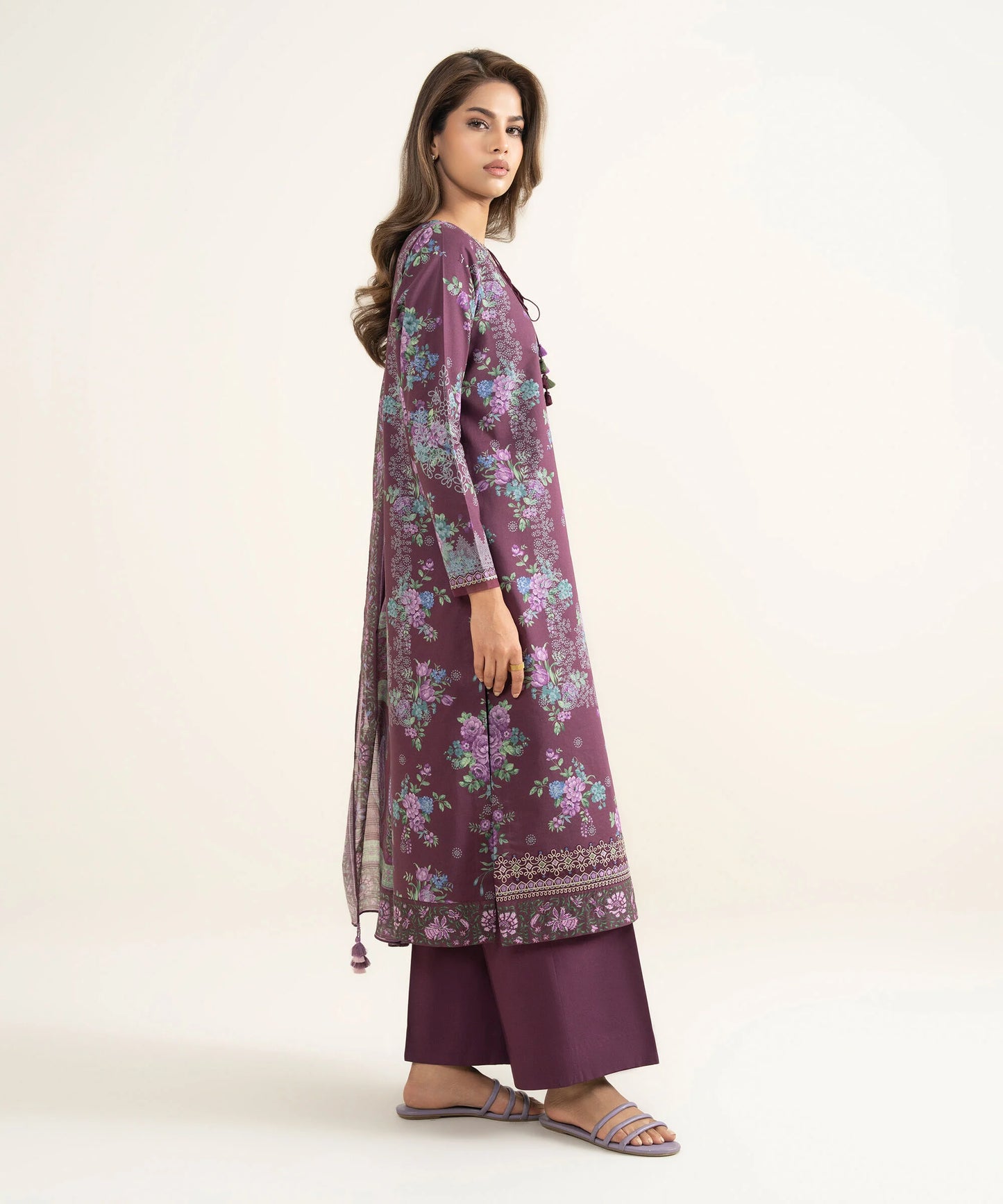 Sapphire Embroidered Lawn Three Piece Suit SP-LWN-MR02