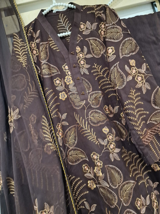 Uznau Embroided Warm Karandi Three Piece Suit UZ-KR-EMBBR01