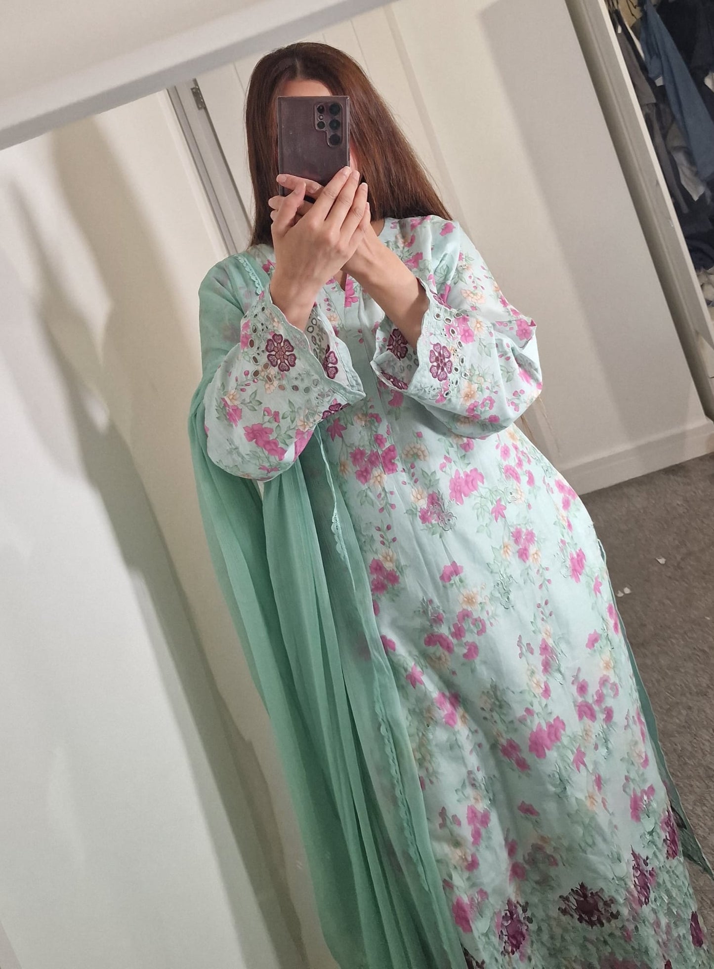 Uznau Embroided lawn Three Piece Summer Suit UZ-LWN-GR07