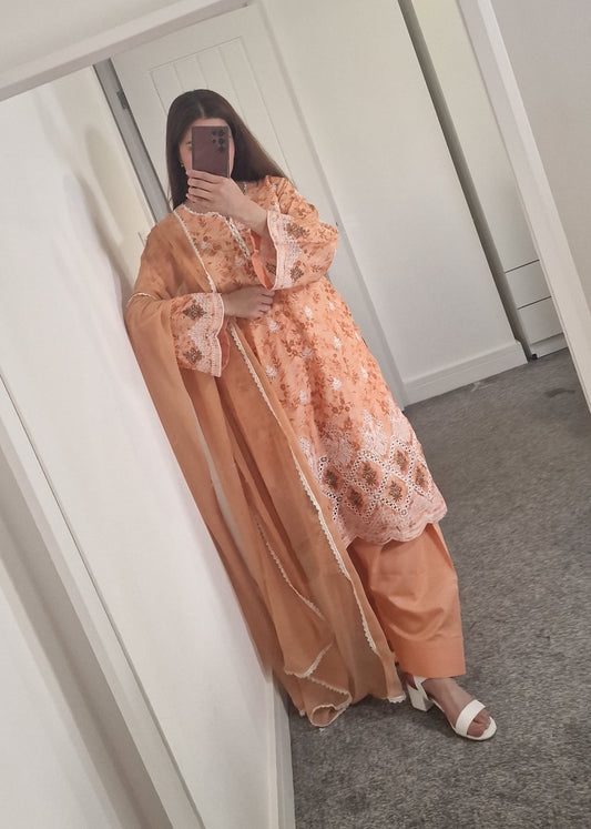 Uznau Embroided lawn Three Piece Summer Suit UZ-LWN-ORG01
