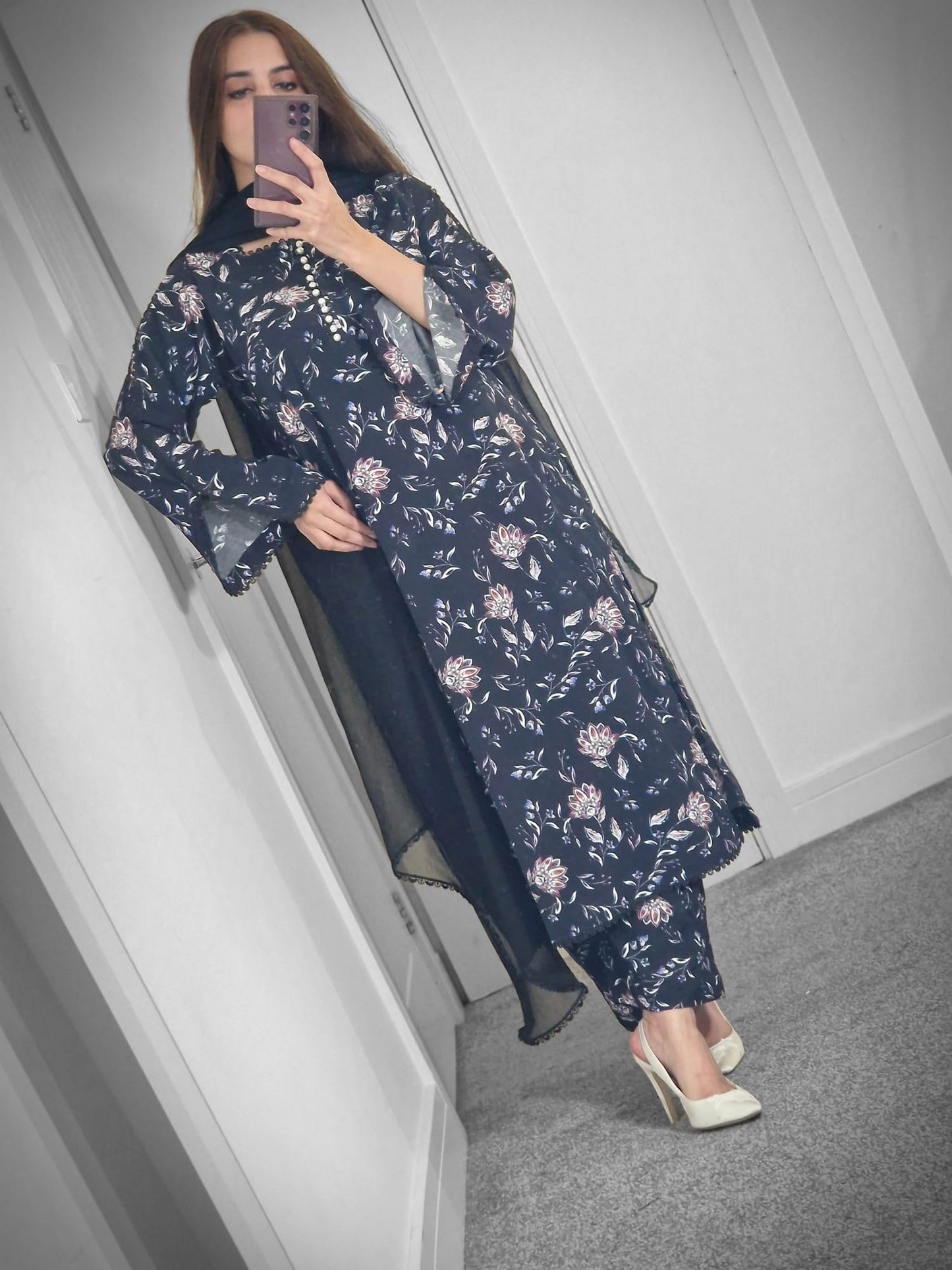 Uznau Linen Three Piece Suit UZ-LNN-BLK035