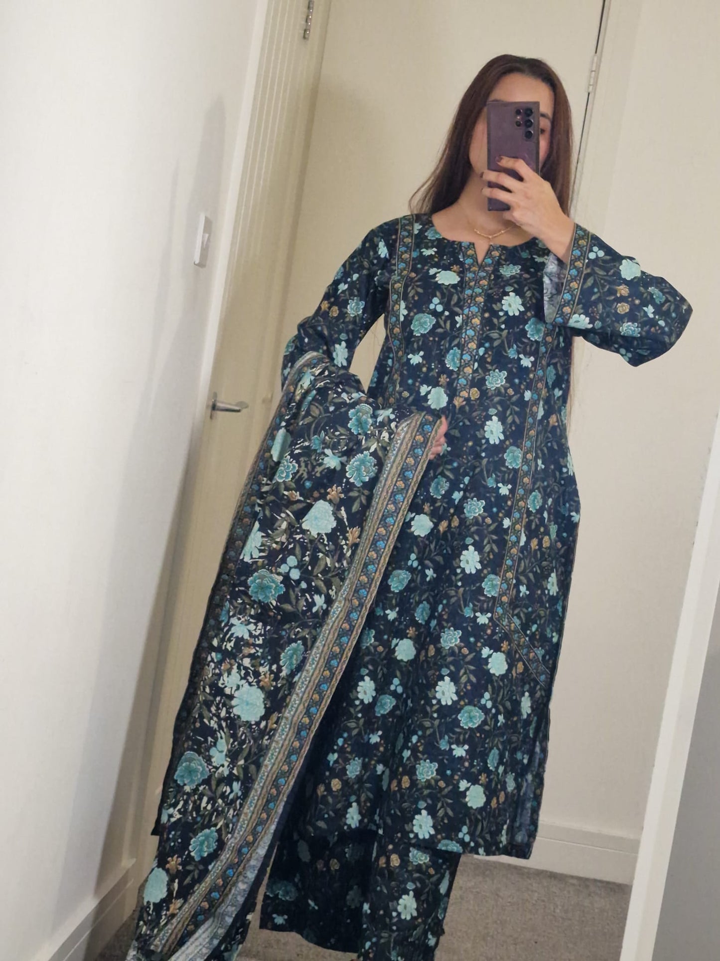 Uznau Khaddar Three Piece Suit UZ-KHD-GR08