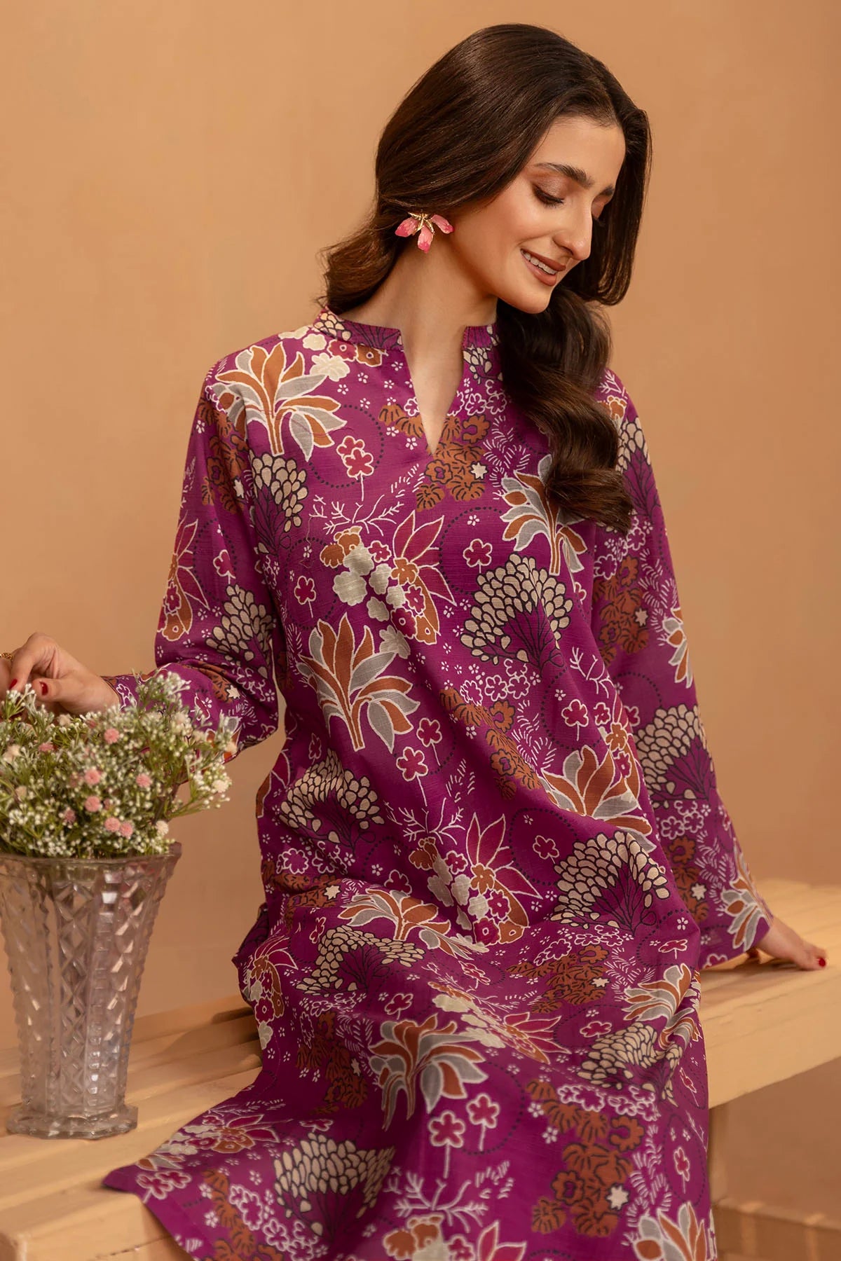 Motifz Khaddar Three Piece Suit MT-KHD-PNK03