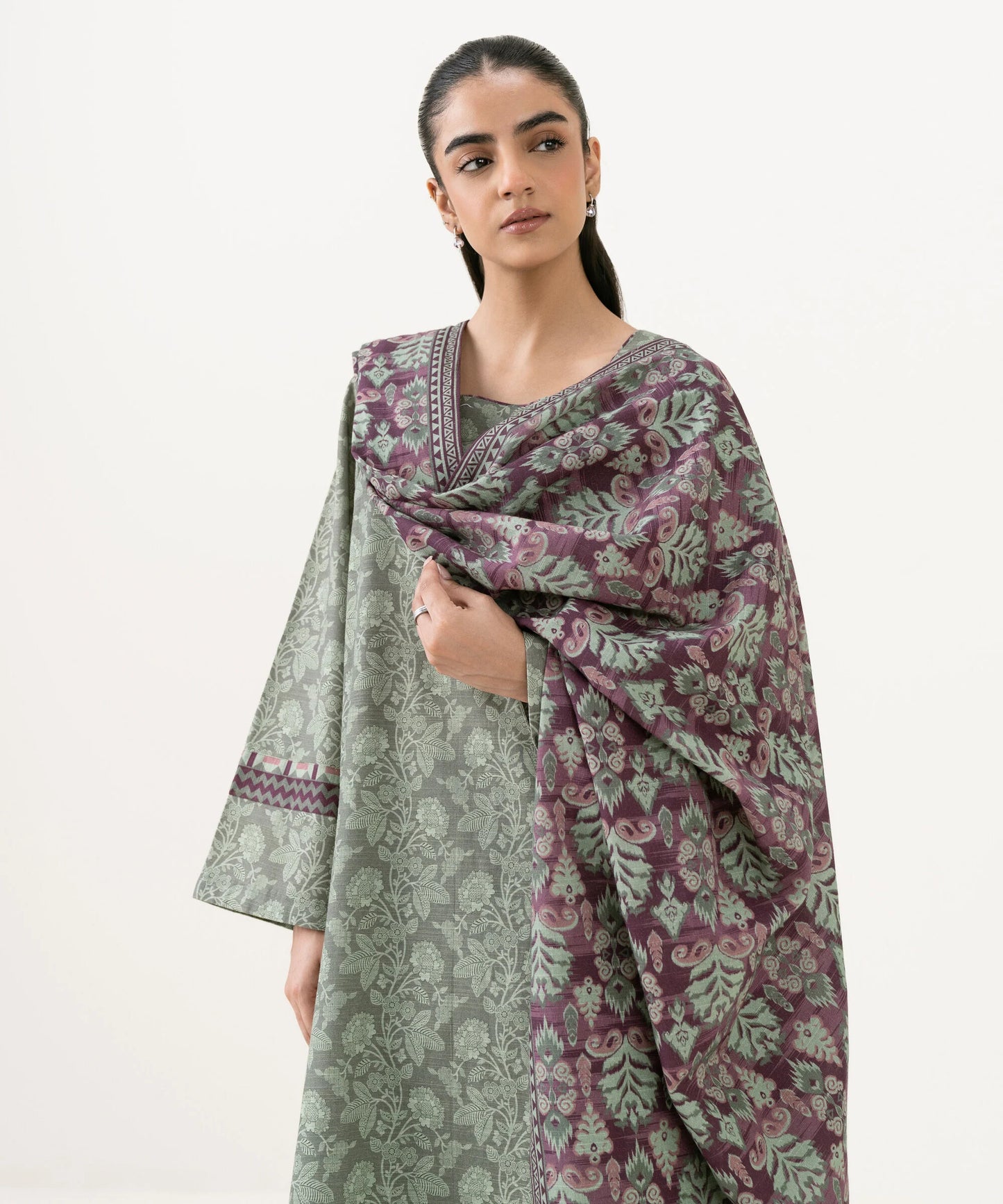 Sapphire Khaddar Three Piece Suit SP-KHD-GR09