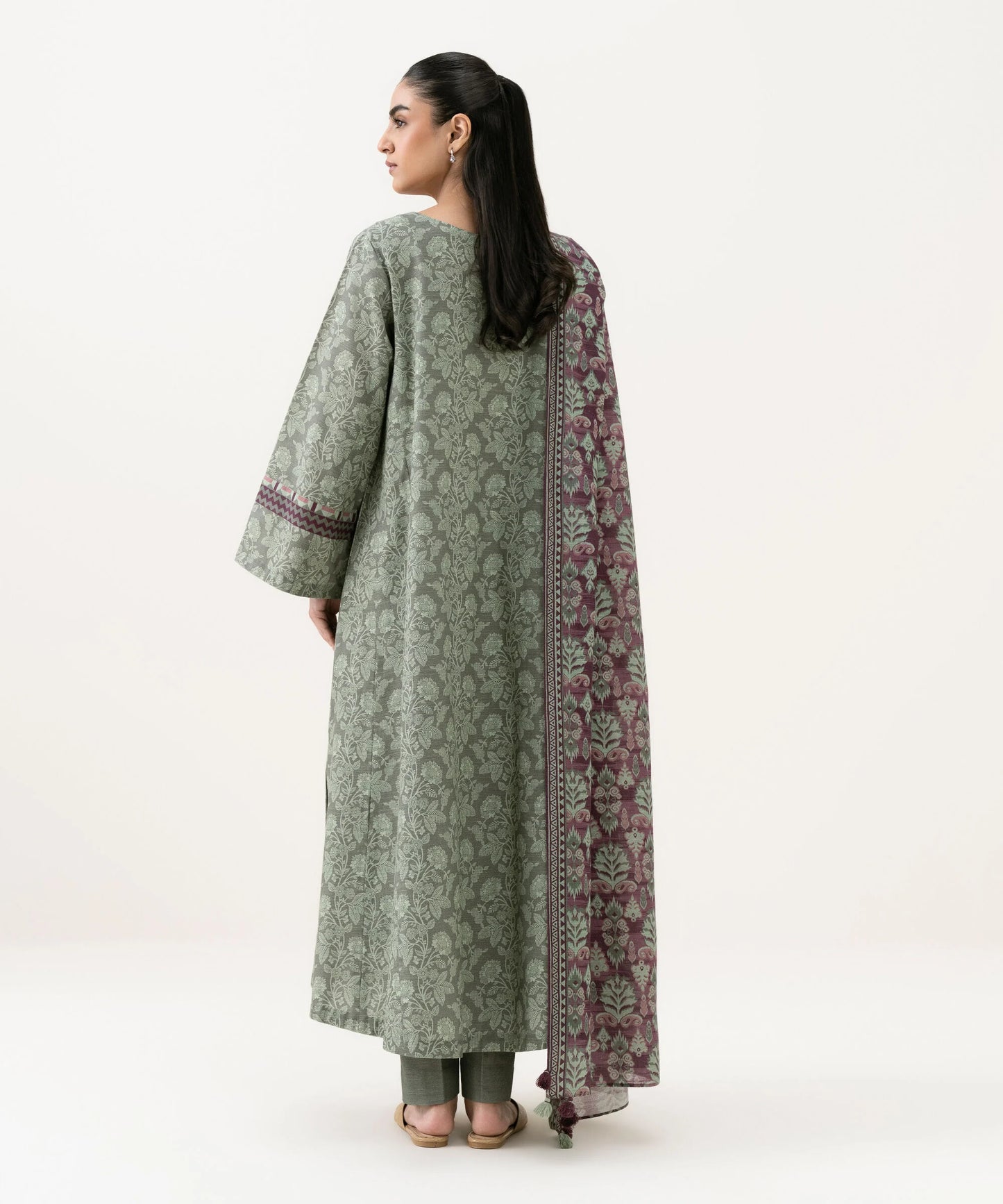 Sapphire Khaddar Three Piece Suit SP-KHD-GR09