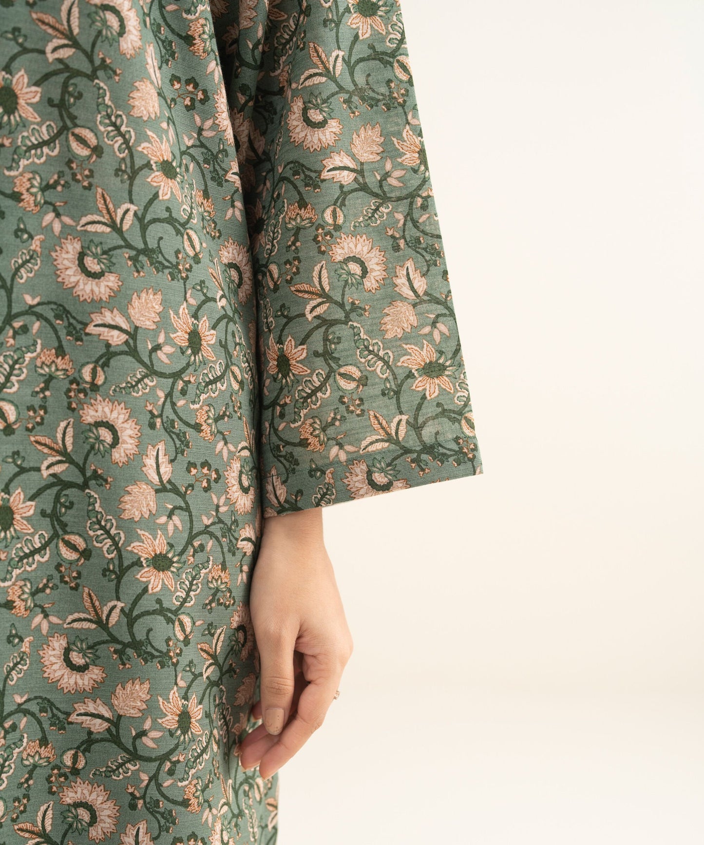 Sapphire Khaddar Three Piece Suit SP-KHD-GR07