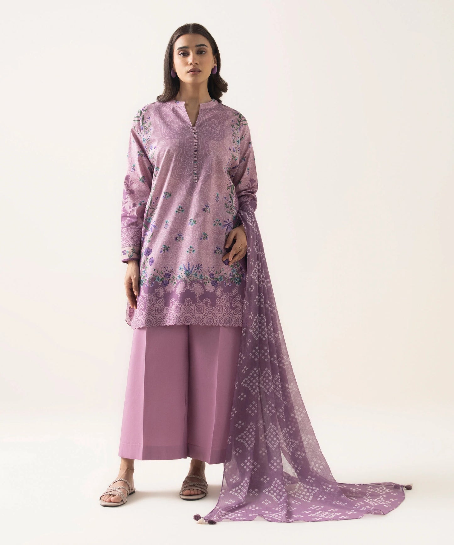 Sapphire Printed Lawn Three Piece Suit SP-LWN-PRP013