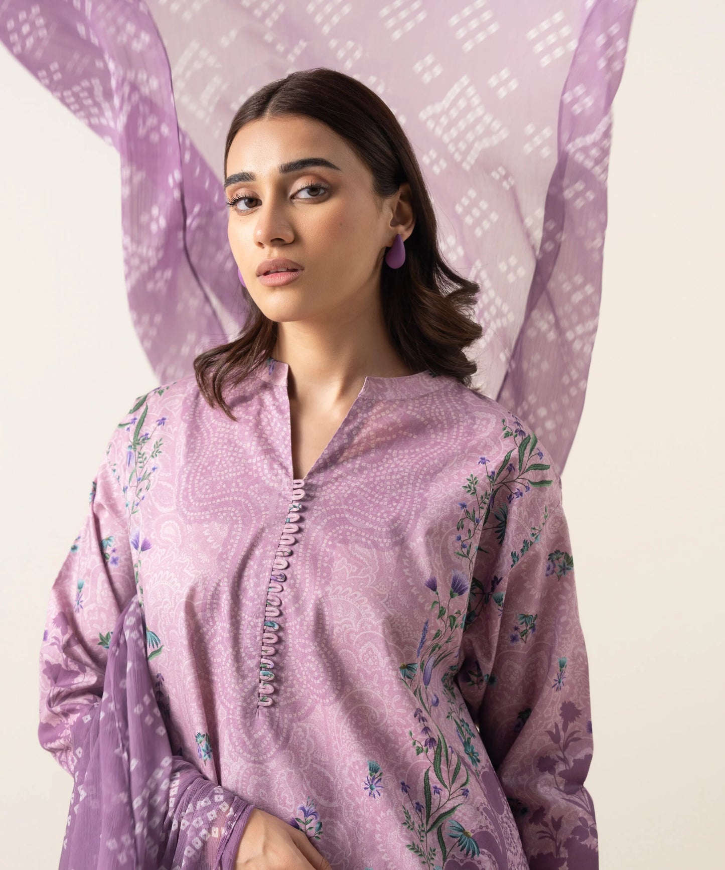 Sapphire Printed Lawn Three Piece Suit SP-LWN-PRP013