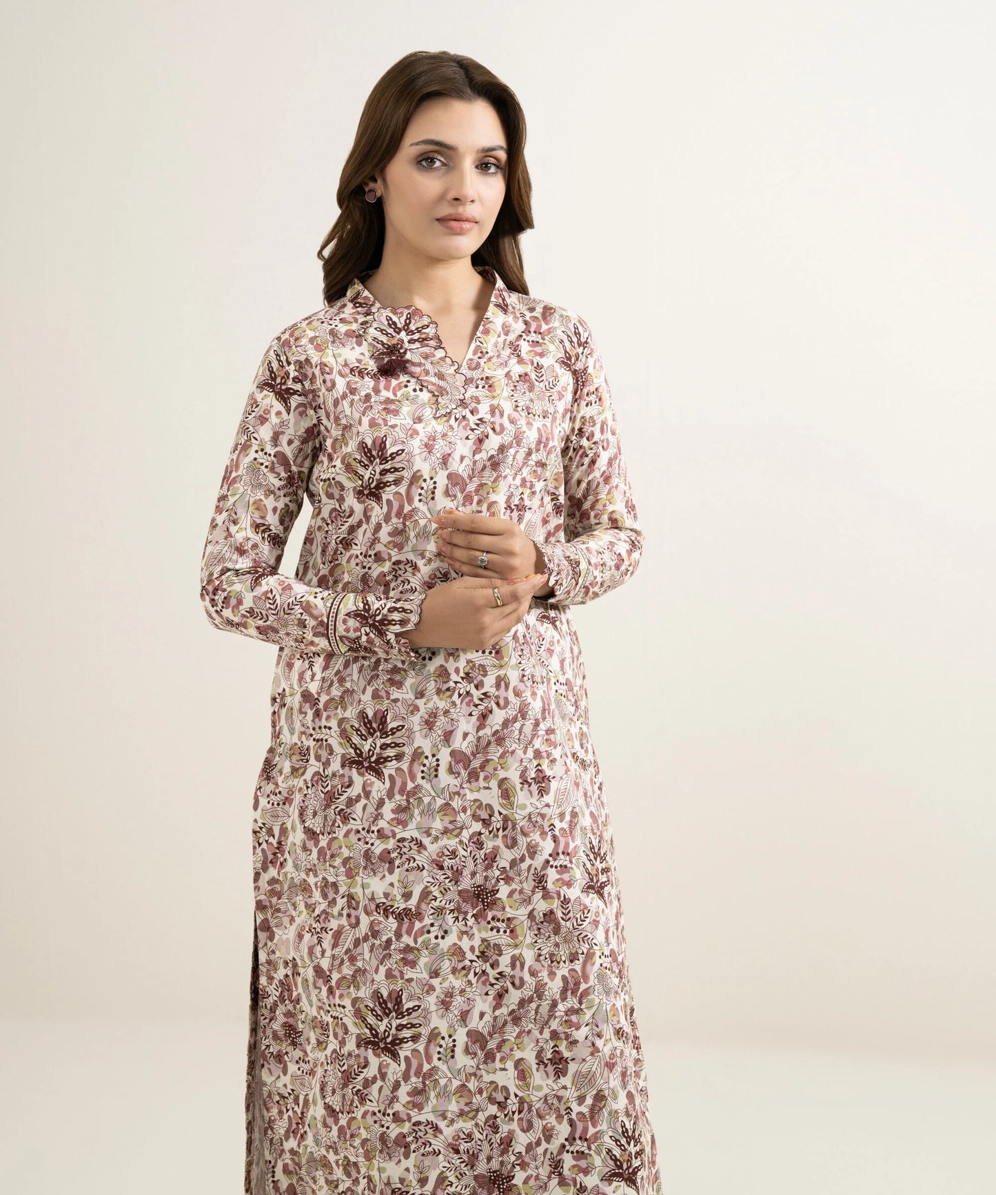 Sapphire Printed Lawn Three Piece Suit SP-LWN-MR03