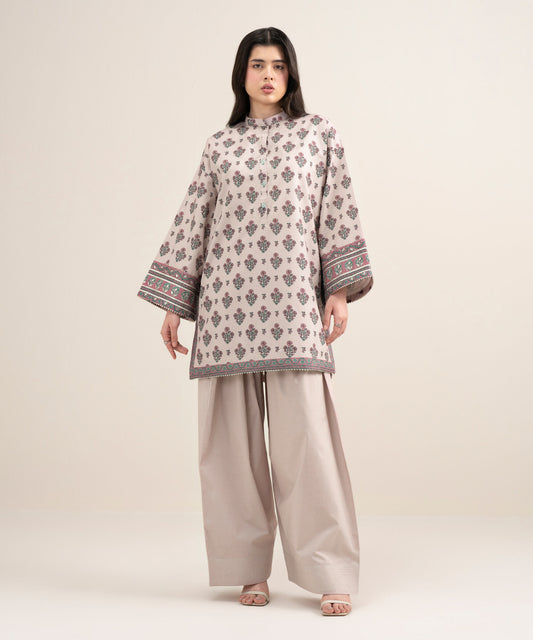 Sapphire Printed Lawn Three Piece Suit SP-LWN-PNK08