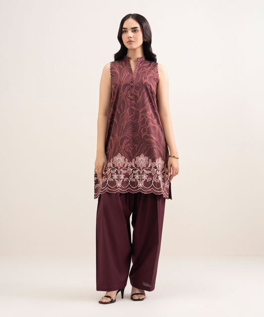 Sapphire Embroidered Lawn Three Piece Suit SP-LWN-RD04