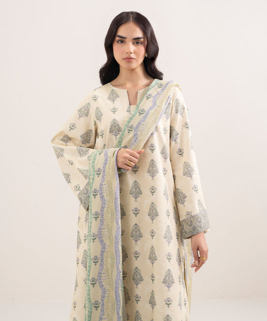 Sapphire Printed Lawn Three Piece Suit SP-LWN-BG01