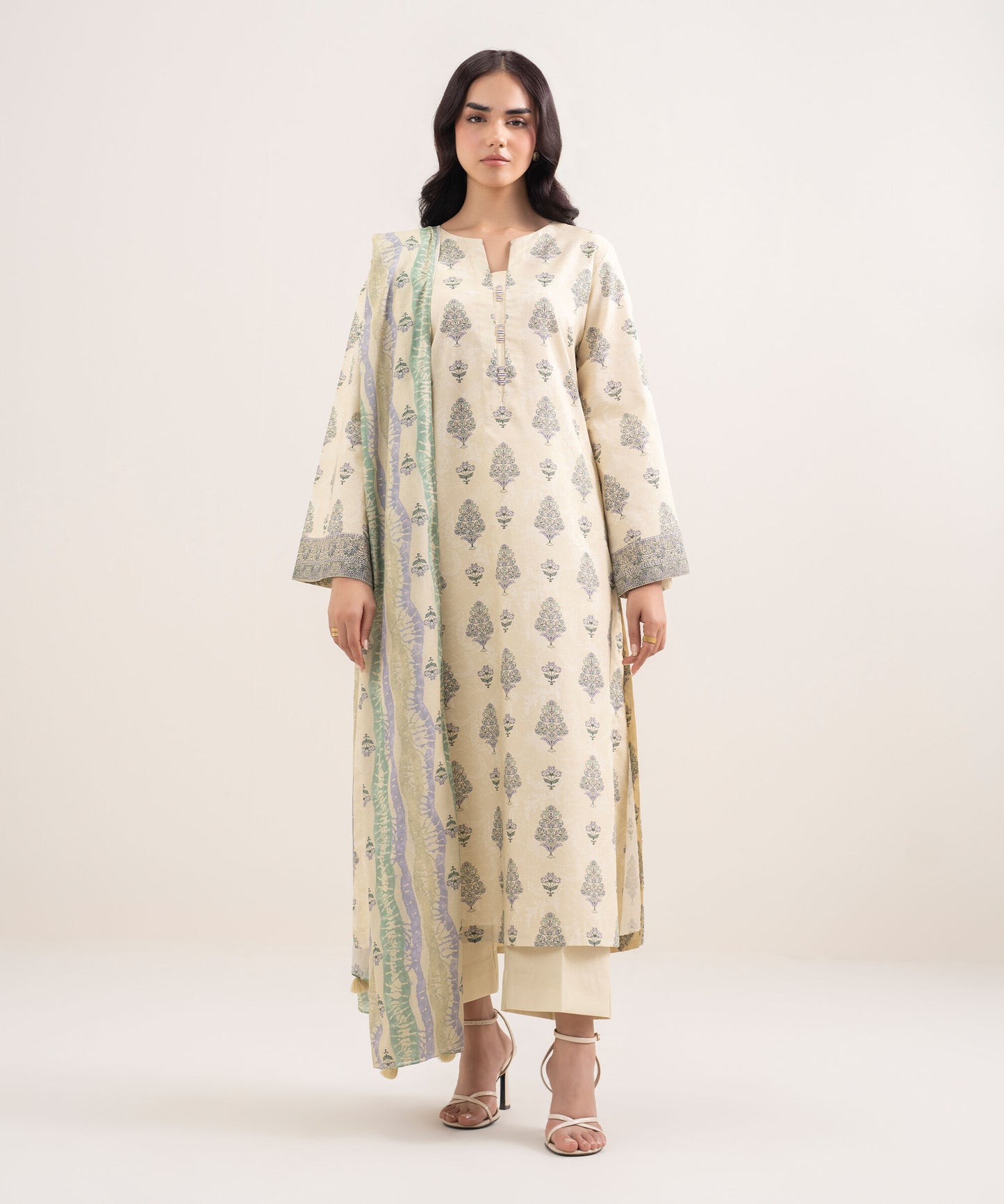 Sapphire Printed Lawn Three Piece Suit SP-LWN-BG01
