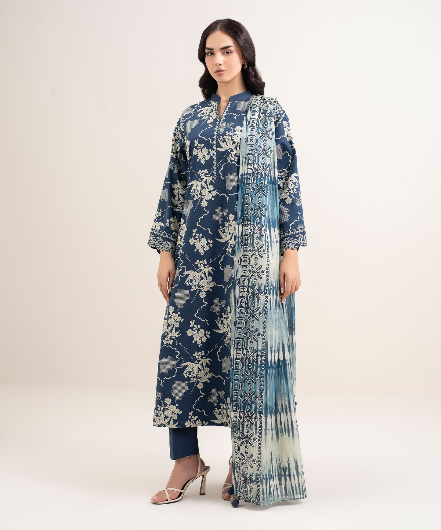 Sapphire Printed Lawn Three Piece Suit SP-LWN-BLU014