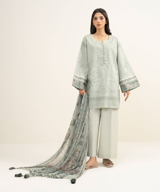 Sapphire Printed Lawn Three Piece Suit SP-LWN-GRY010